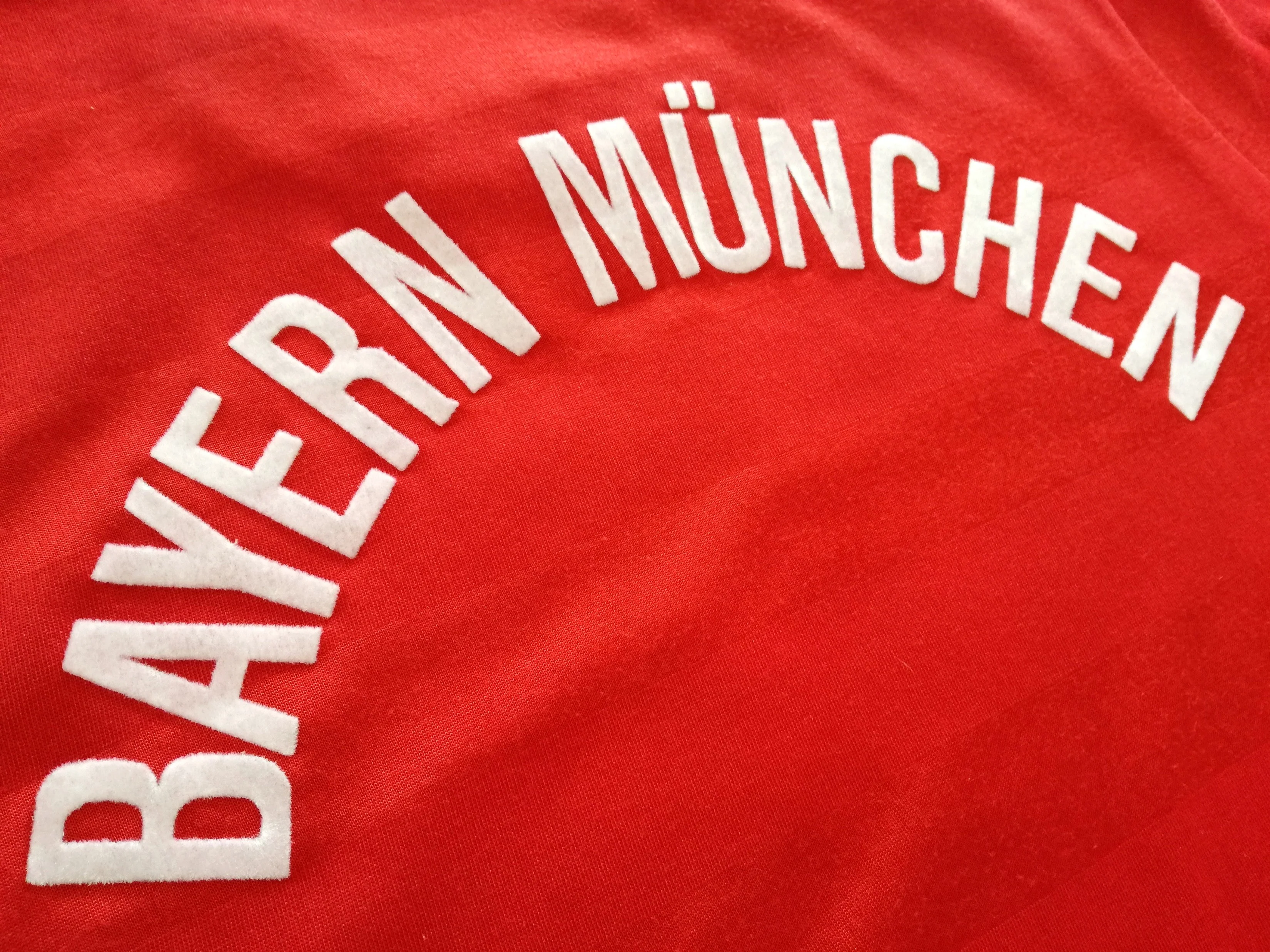 1984/85 Bayern Munich Home Football Shirt. (S) - Image 4
