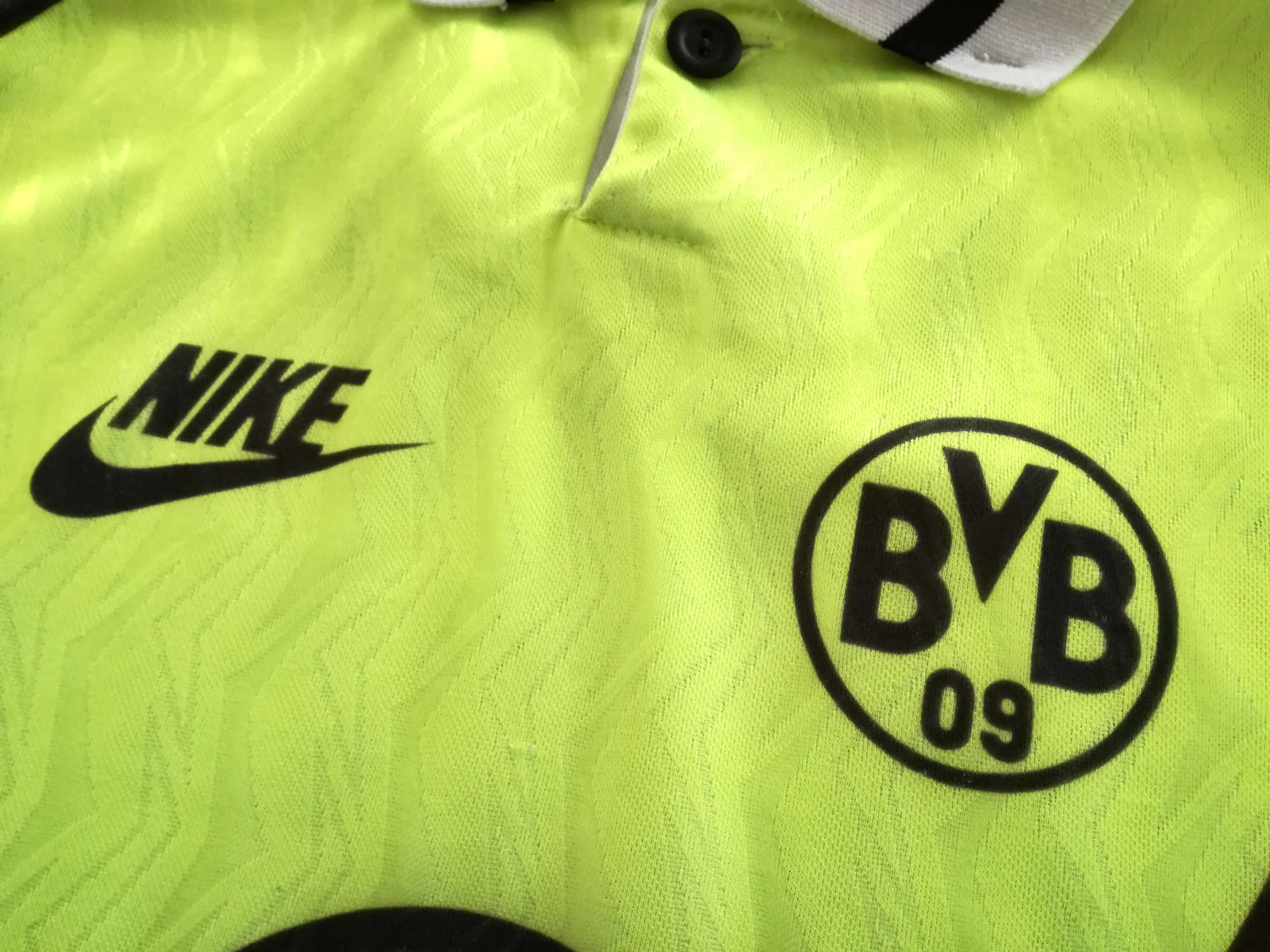 1990/91 Borussia Dortmund Home Football Shirt. (XL) - Image 5