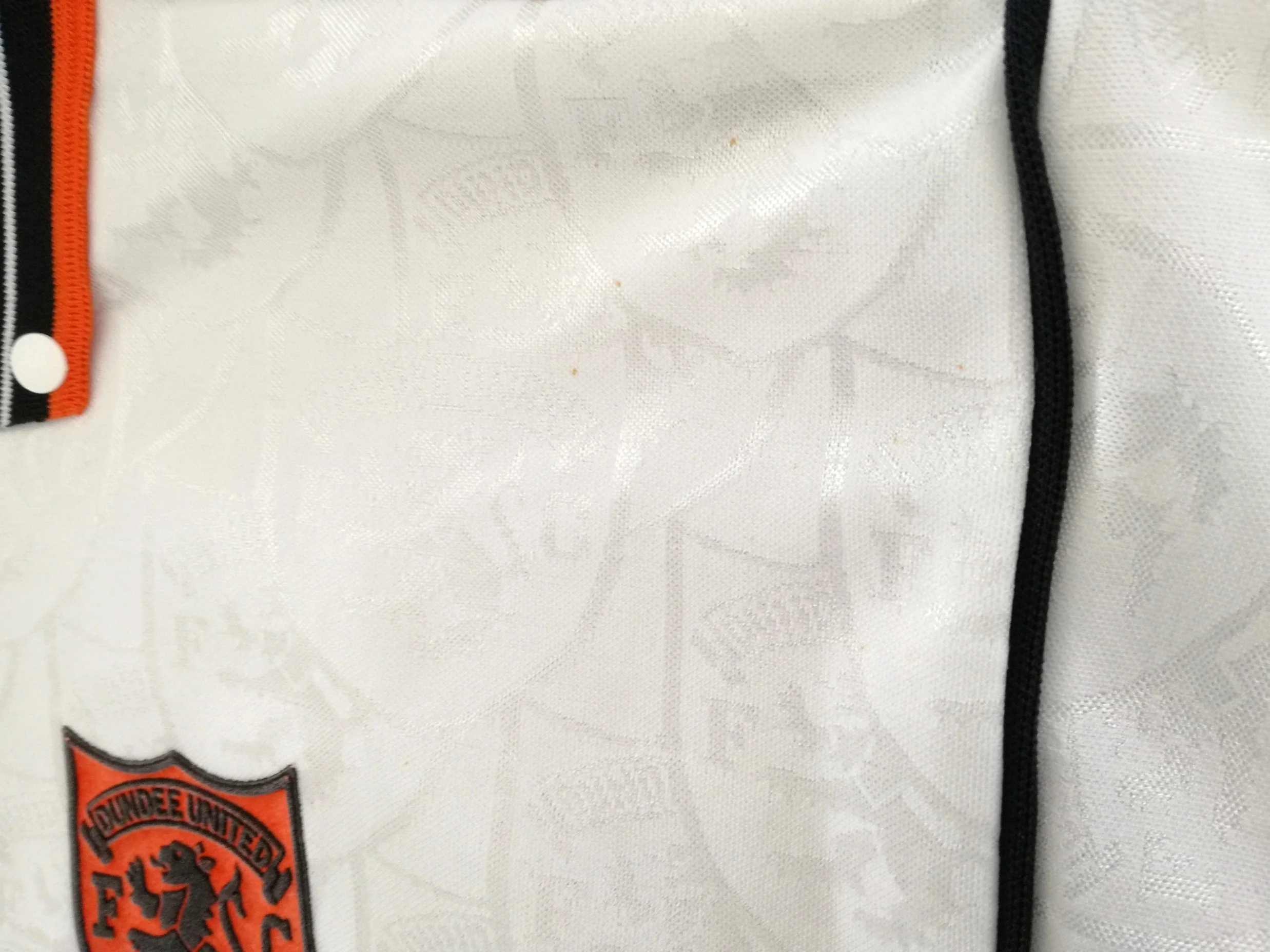 1991/92 Dundee United Away Football Shirt (S) - Image 9