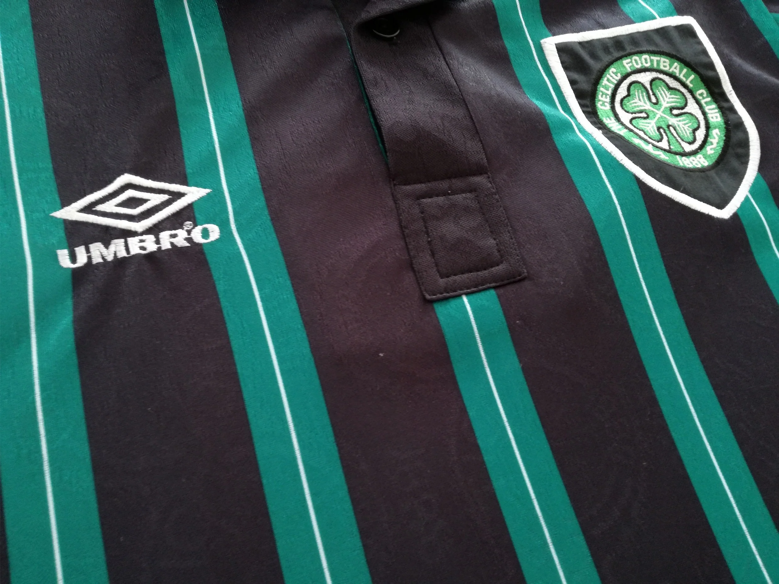 1992/93 Celtic Away Football Shirt (M) - Image 6