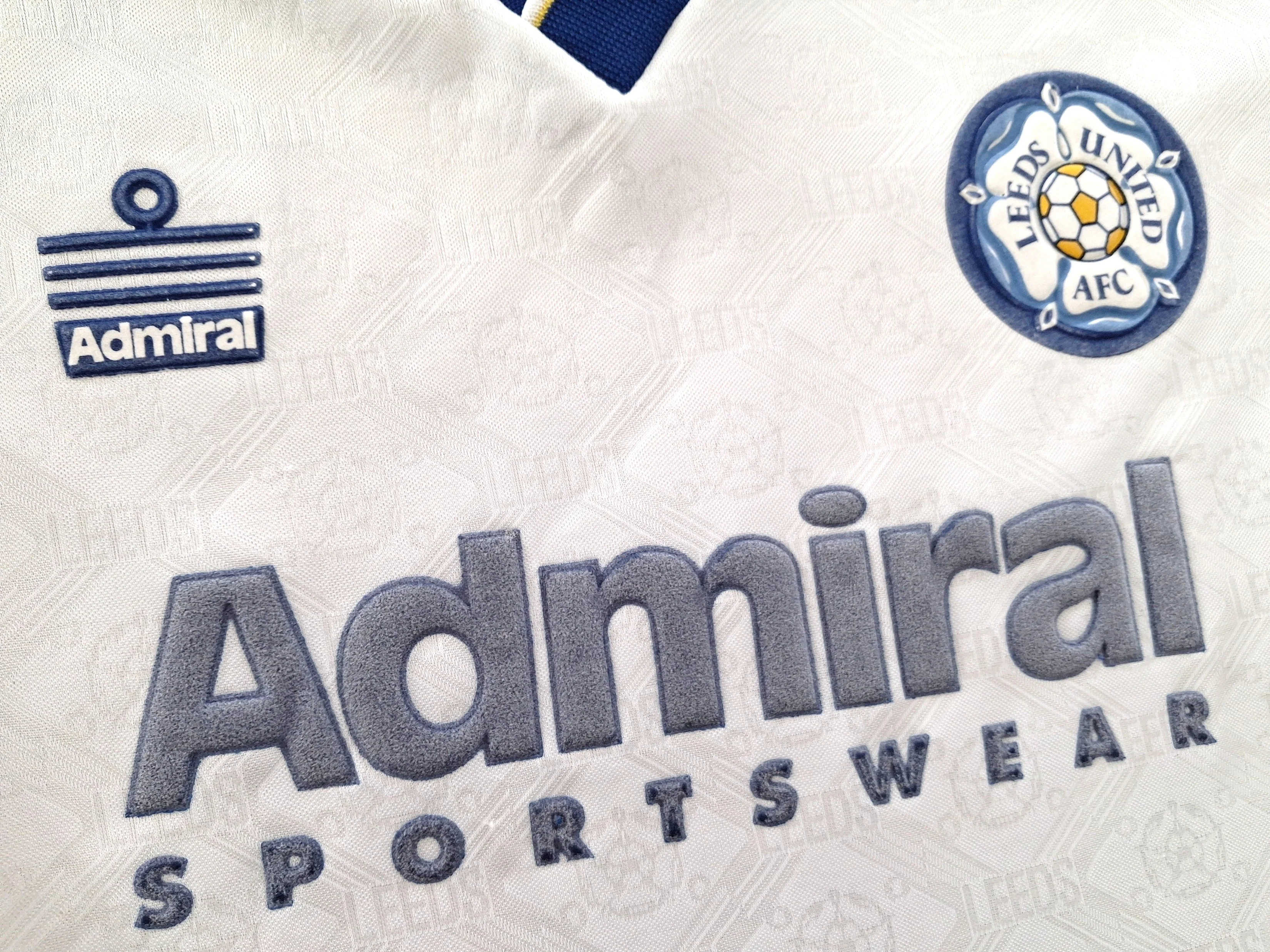 1992/93 Leeds United Home Football Shirt (S) - Image 3