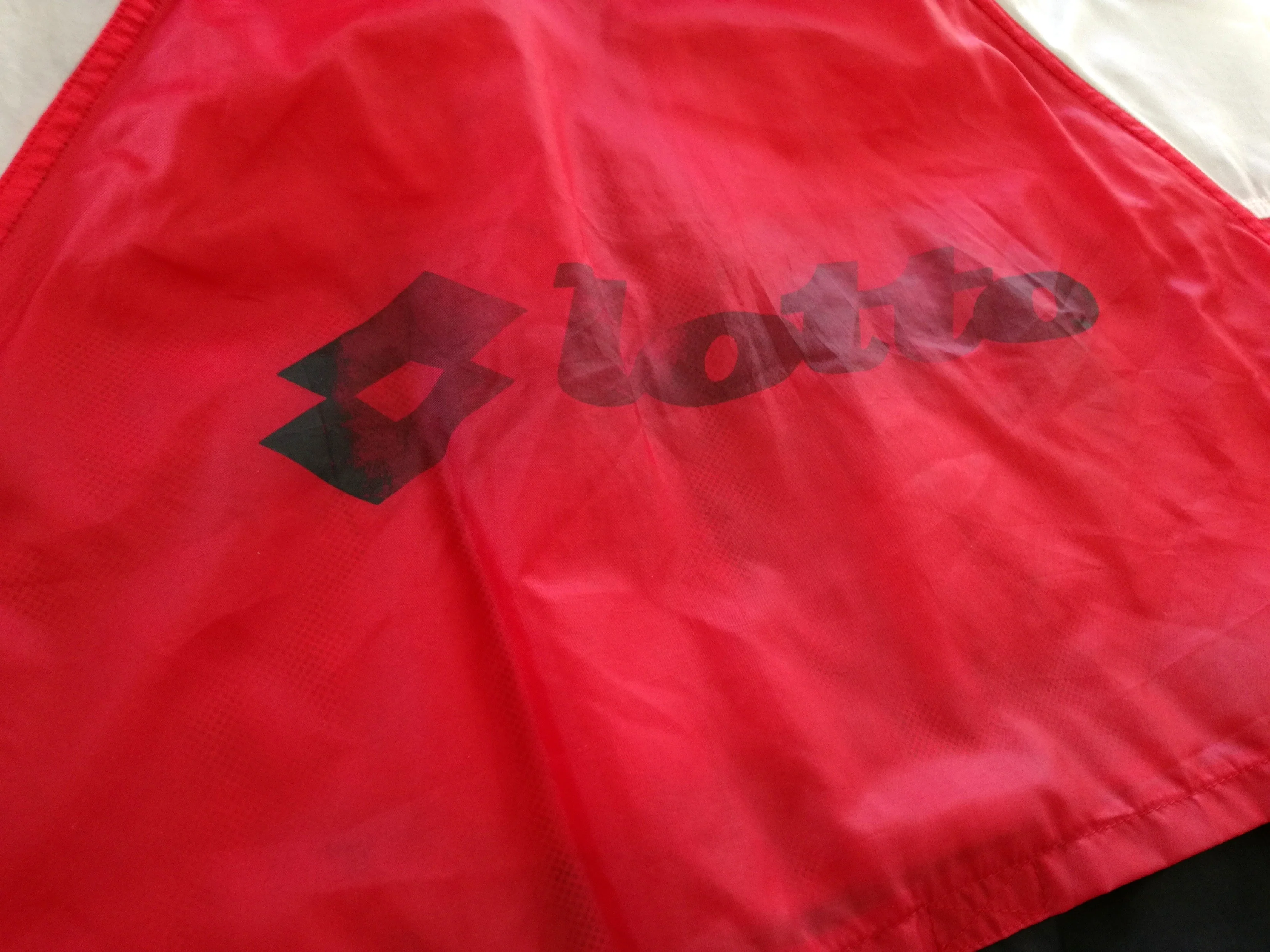 1993/94 AC Milan Hooded Rain Jacket (XL) - Image 7