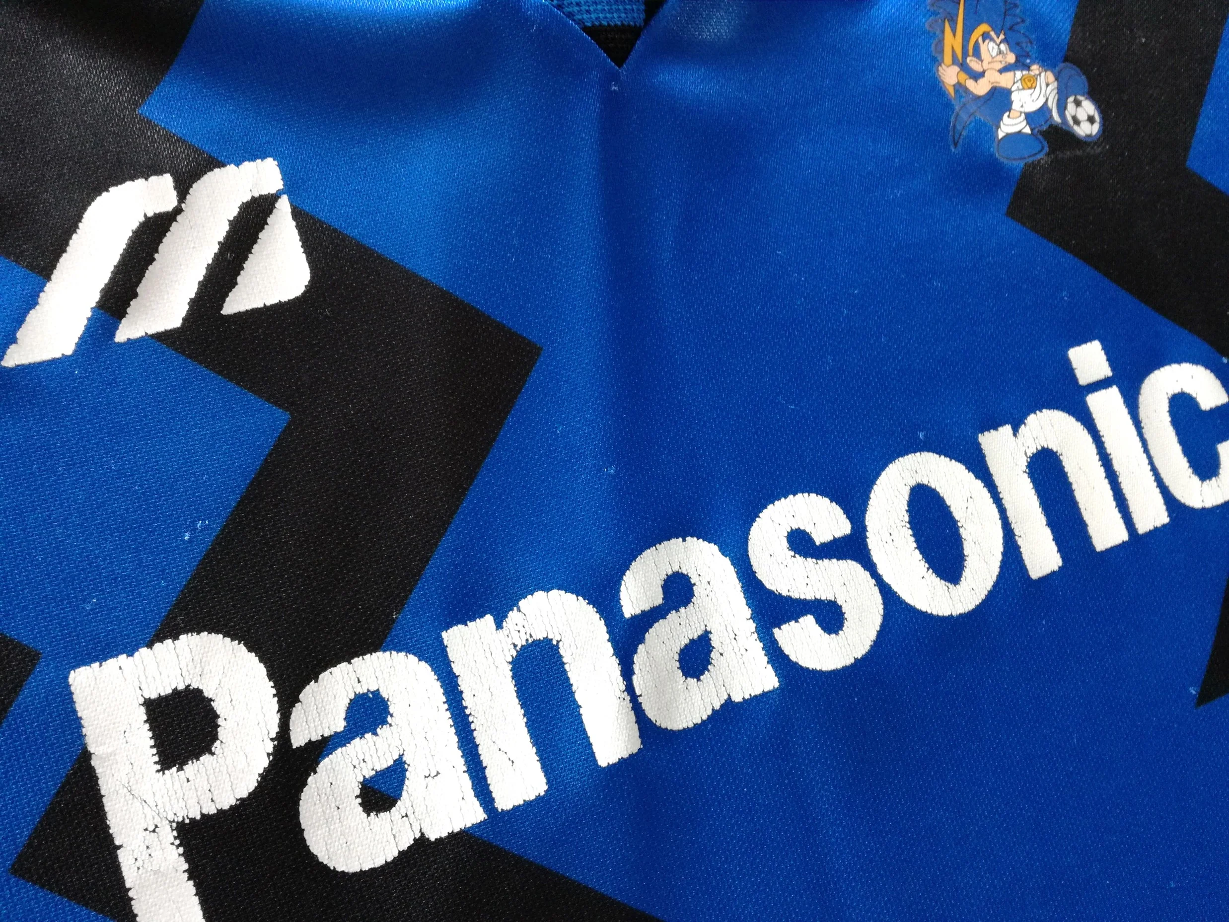 1993 Gamba Osaka Home J.League Football Shirt (L) - Image 6