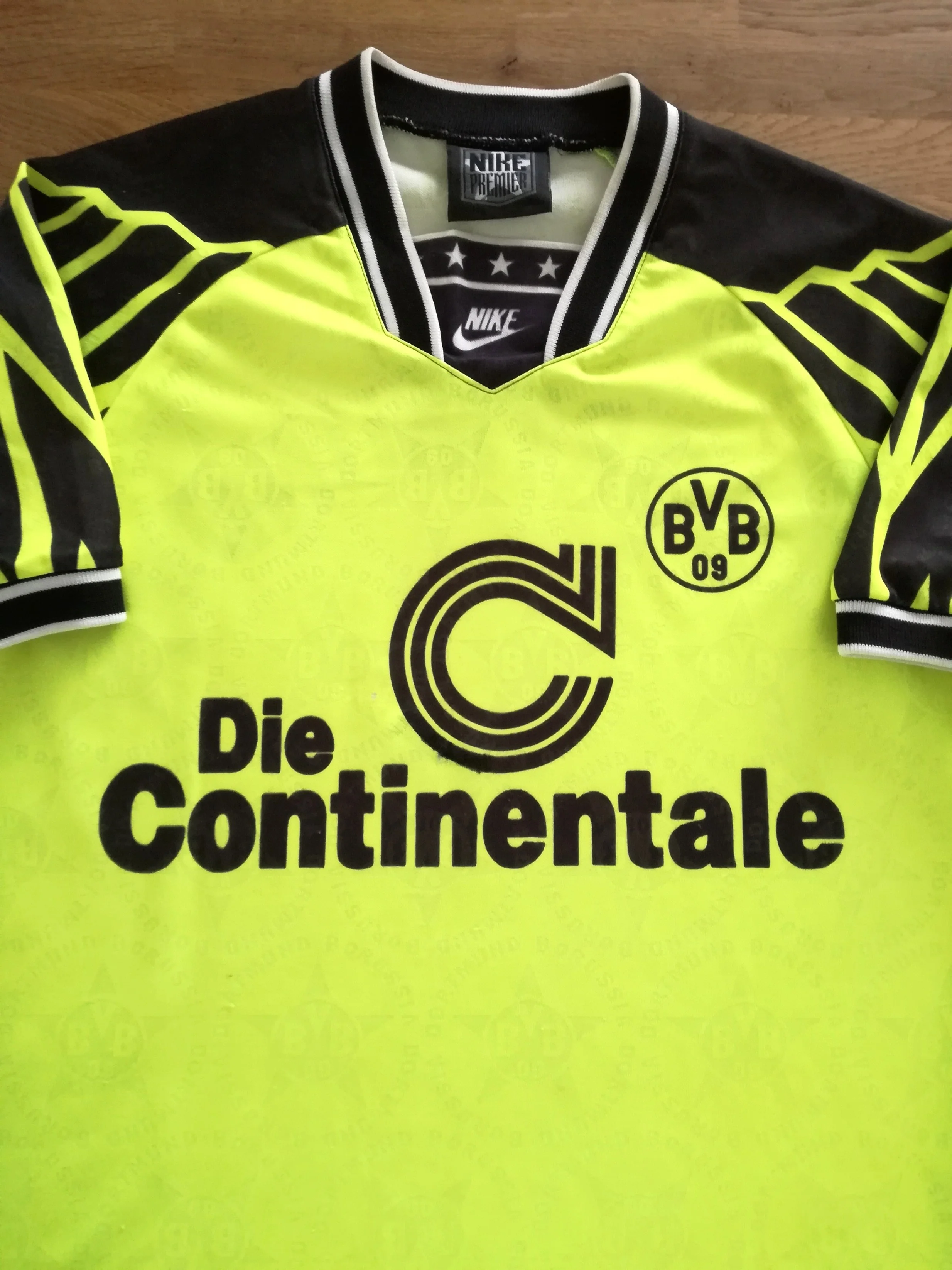 1994/95 Borussia Dortmund Home Football Shirt (M)
