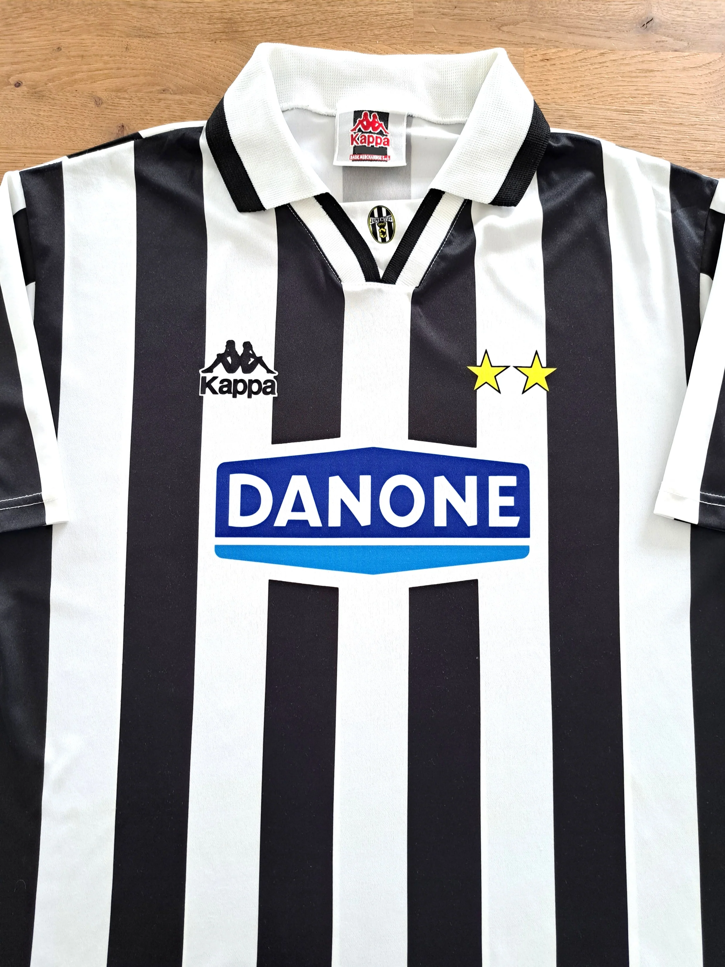 1994/95 Juventus Home 'Basic' Football Shirt (M)