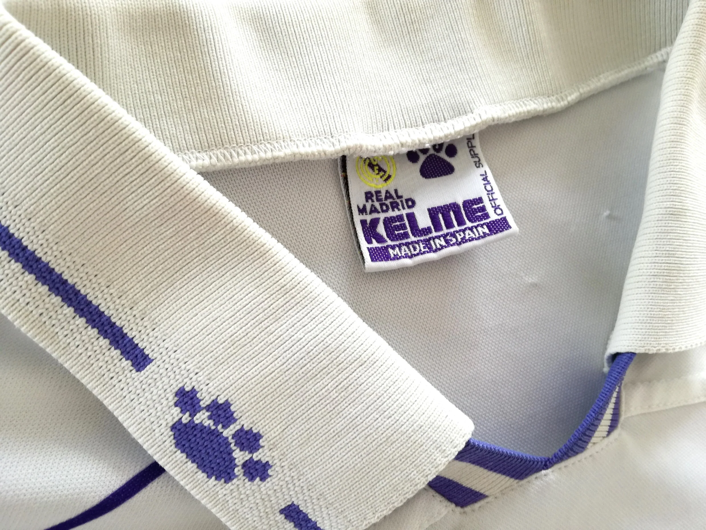 1994/95 Real Madrid Home Football Shirt (XL) - Image 5