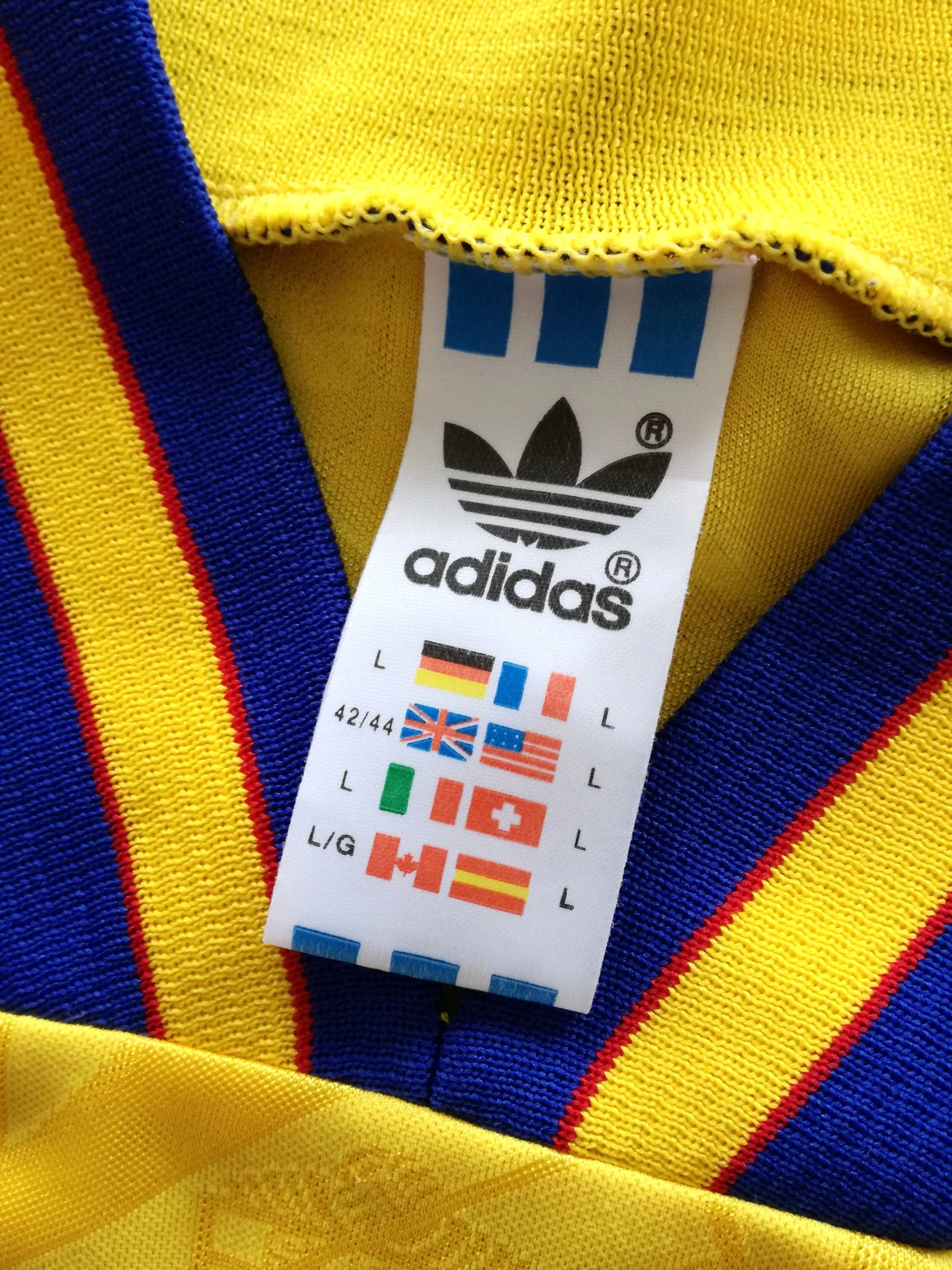 1994/95 Sweden Home Football Shirt (L) - Image 2