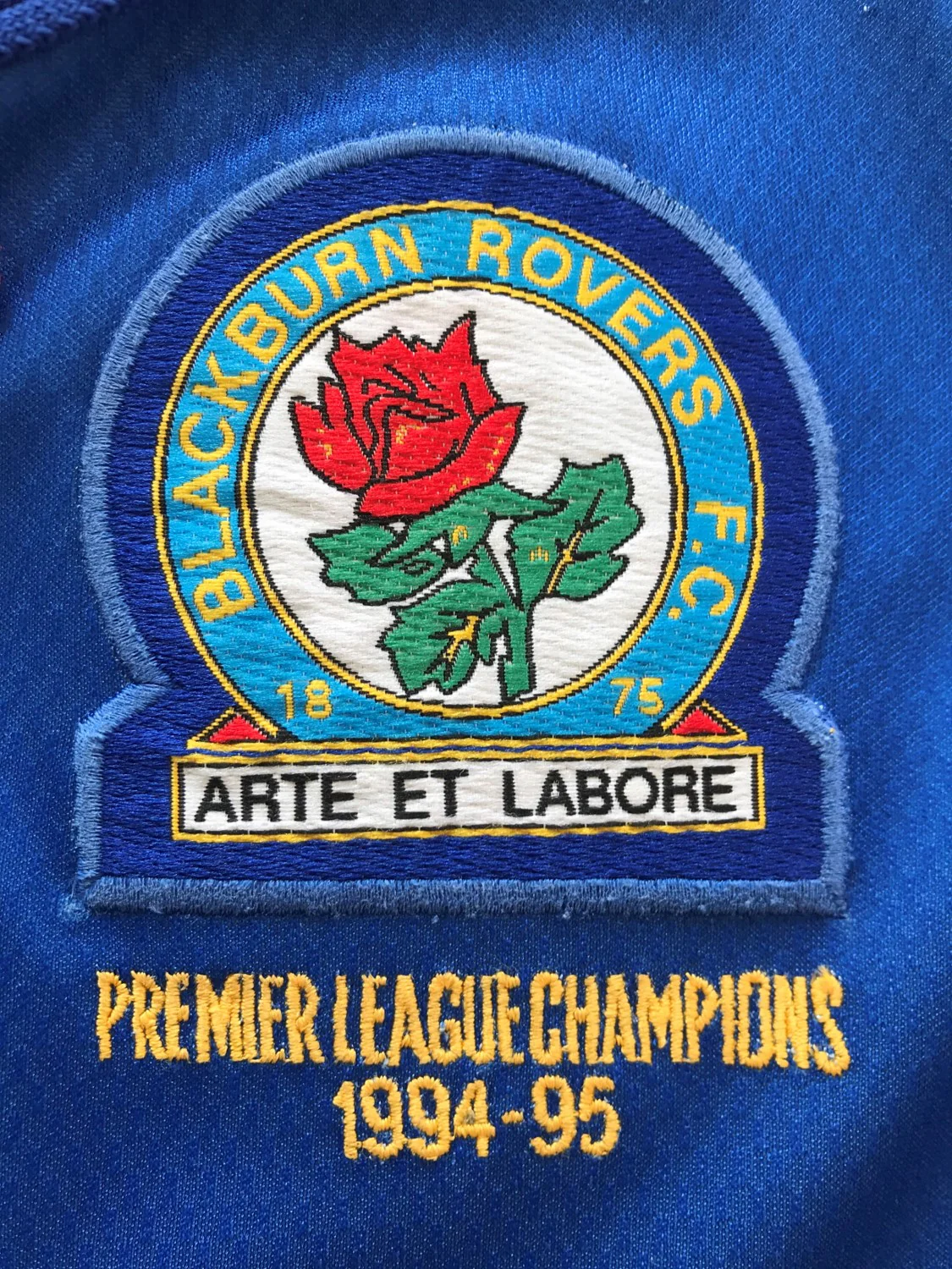 1995/96 Blackburn Rovers Home Premier League Football Shirt Hendry #5 (XL) - Image 3