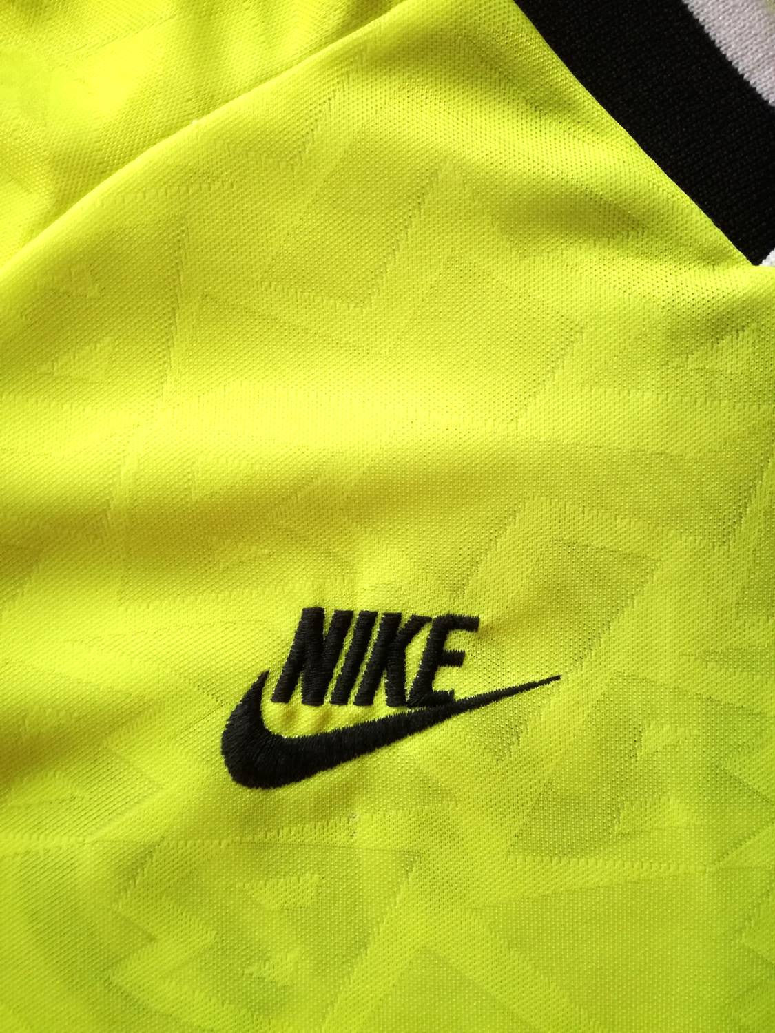 1995/96 Borussia Dortmund Home Football Shirt (XL) - Image 5