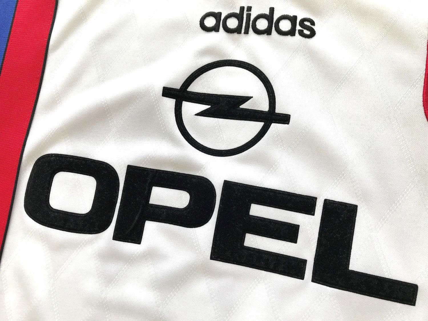 1996/97 Bayern Munich Away Football Shirt Scholl #7 (M) - Image 7