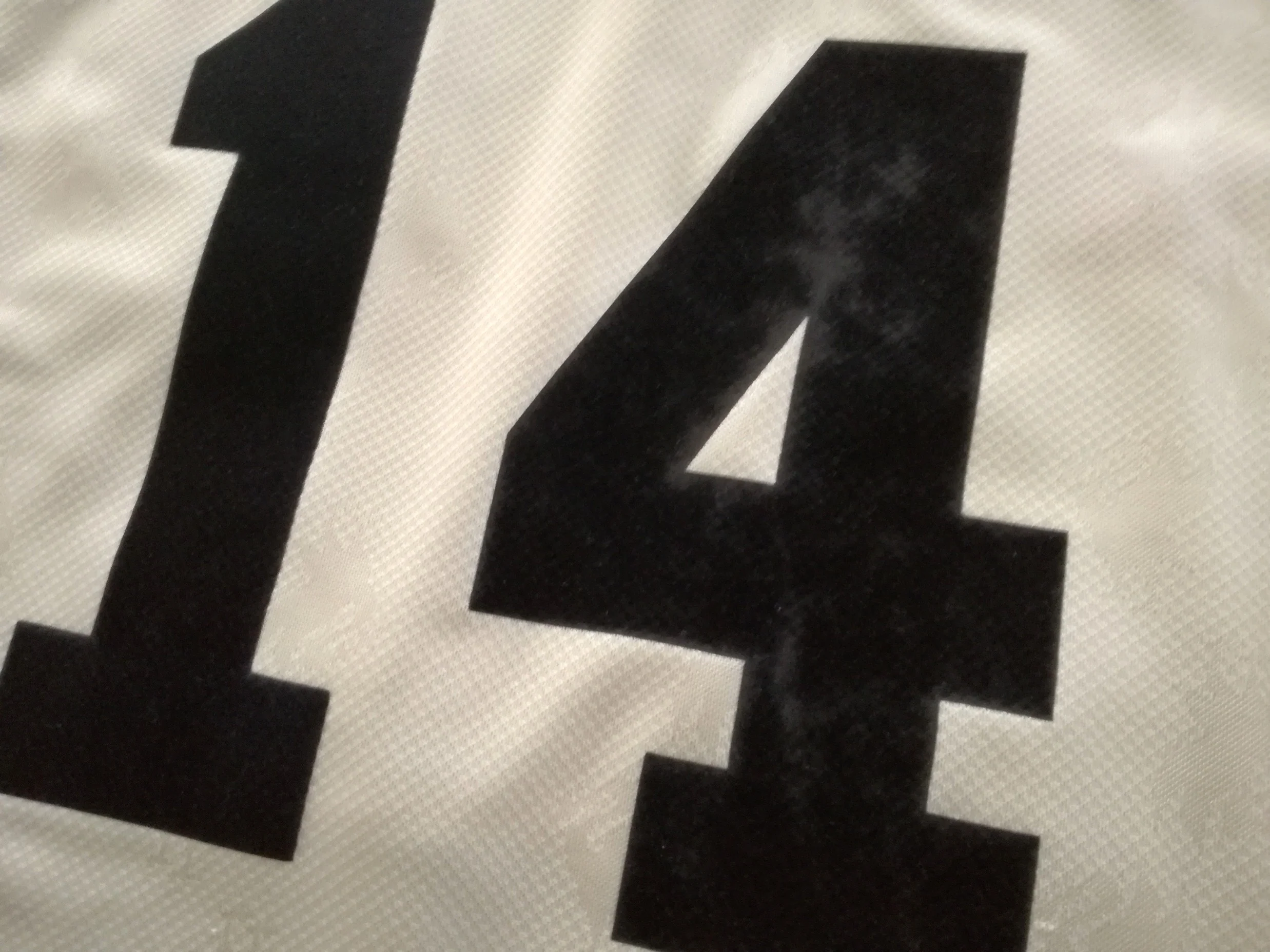 1996/97 Liverpool Away Football Shirt #14 (S) - Image 8