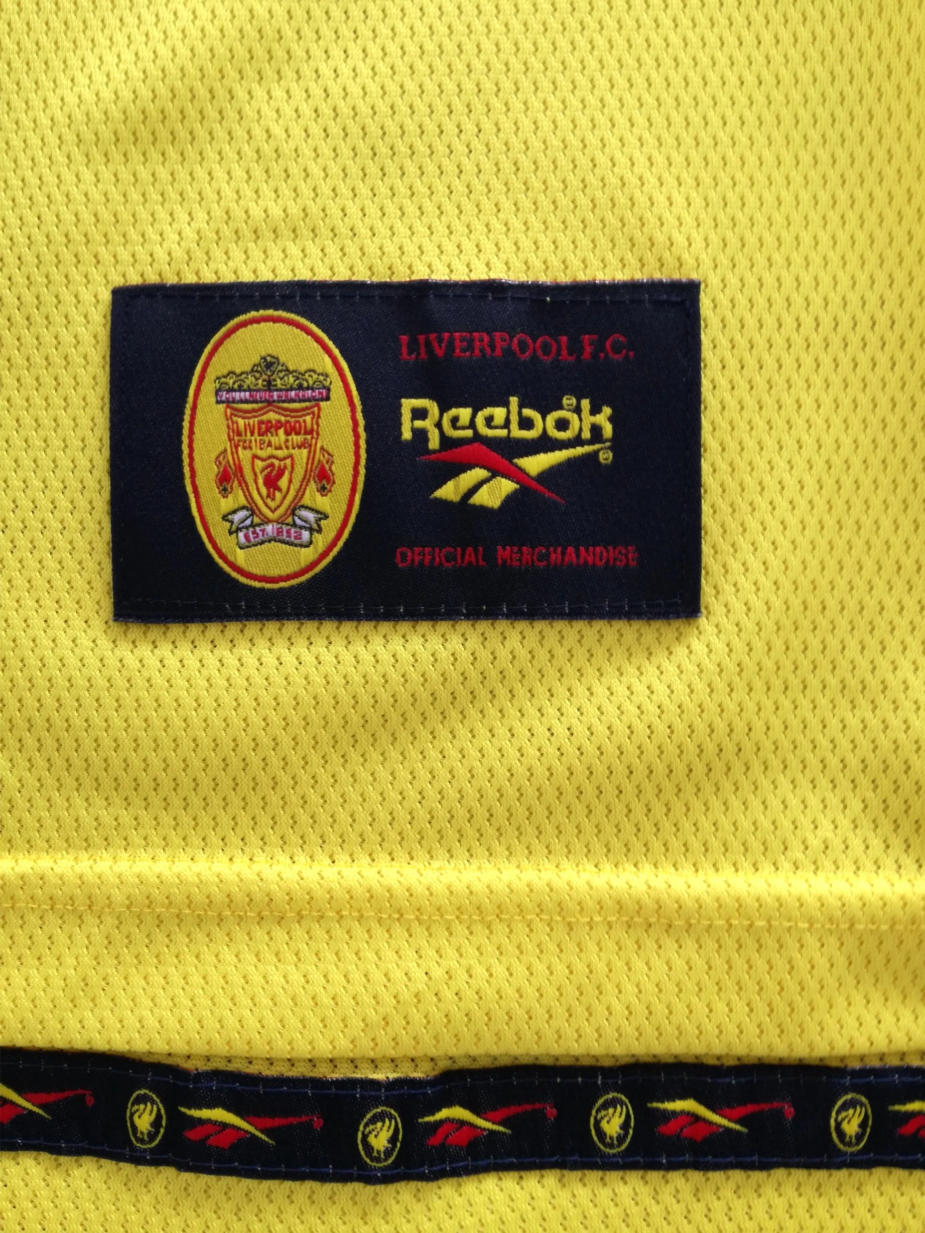 1997/98 Liverpool Away Football Shirt (M) - Image 6