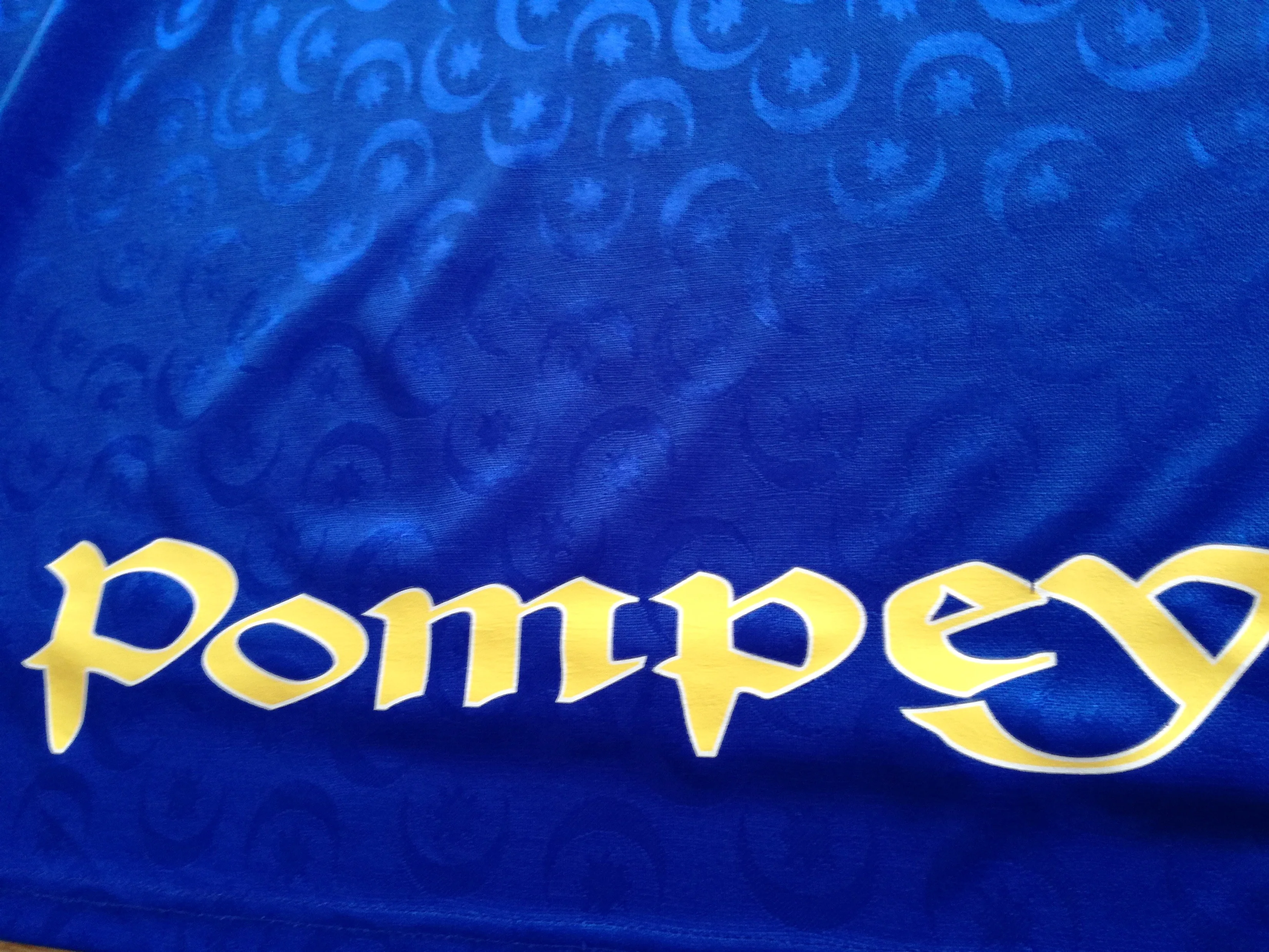 1997/98 Portsmouth Home Football Shirt (XL) - Image 7