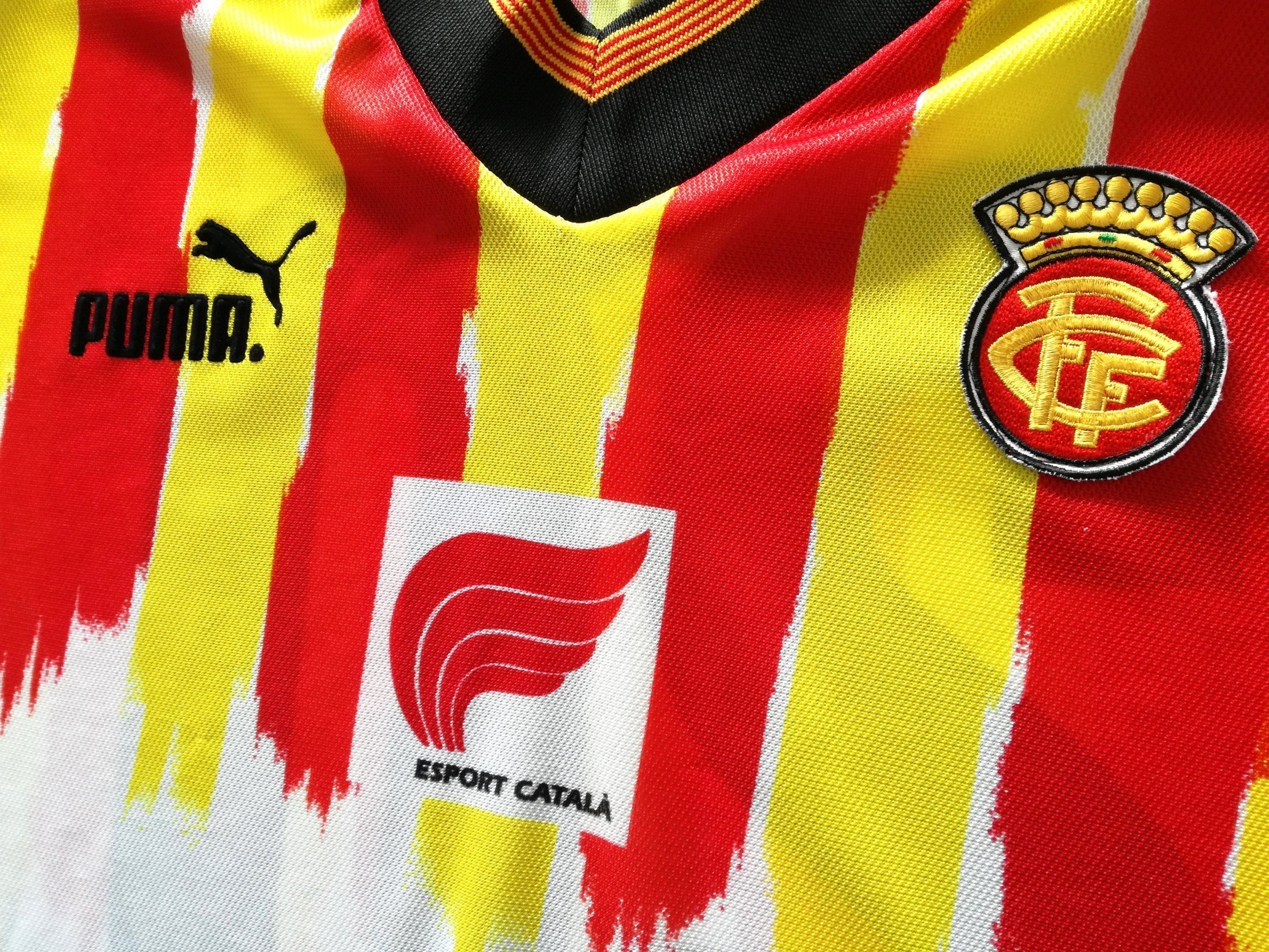 1998/99 Catalonia Home Player Issue Football Shirt + Shorts #11 (L) - Image 6