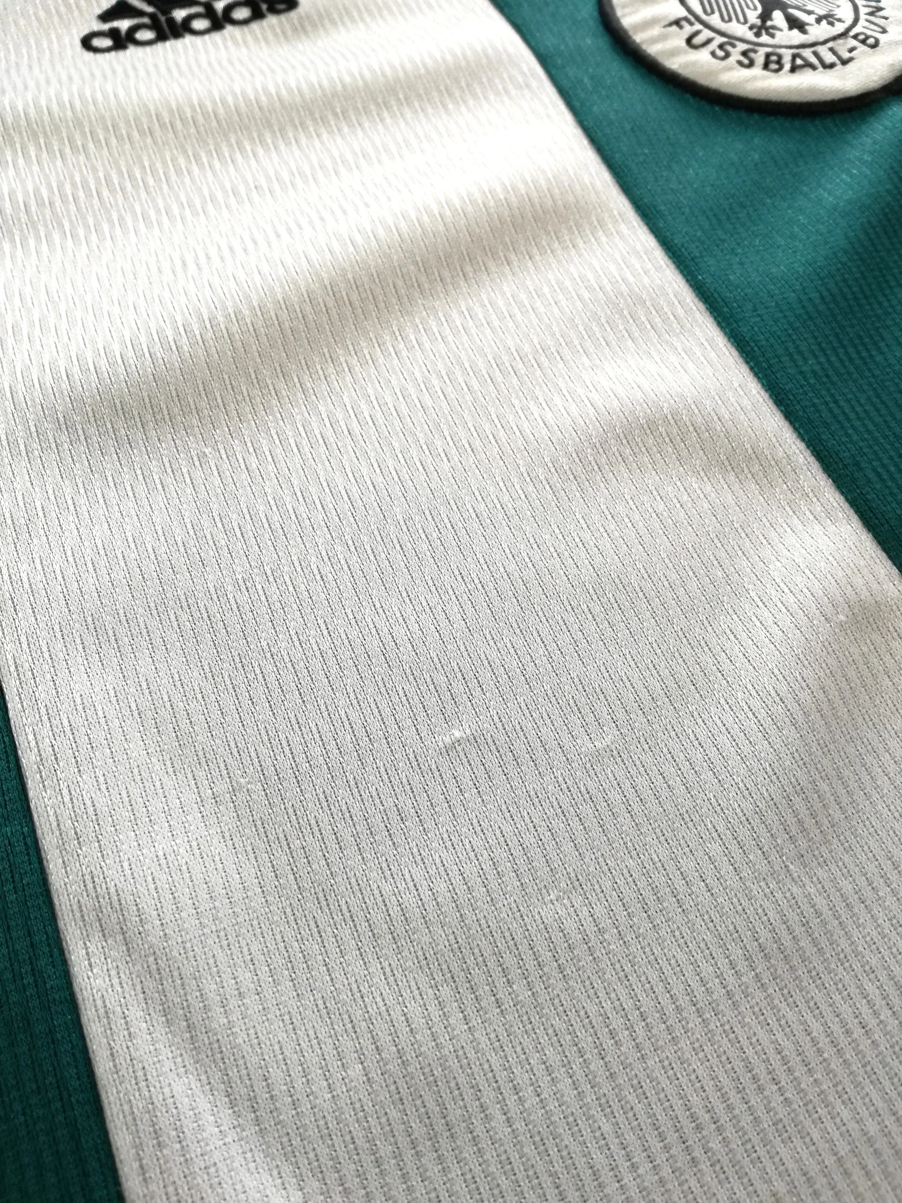 1998/99 Germany Away Football Shirt (L) - Image 6
