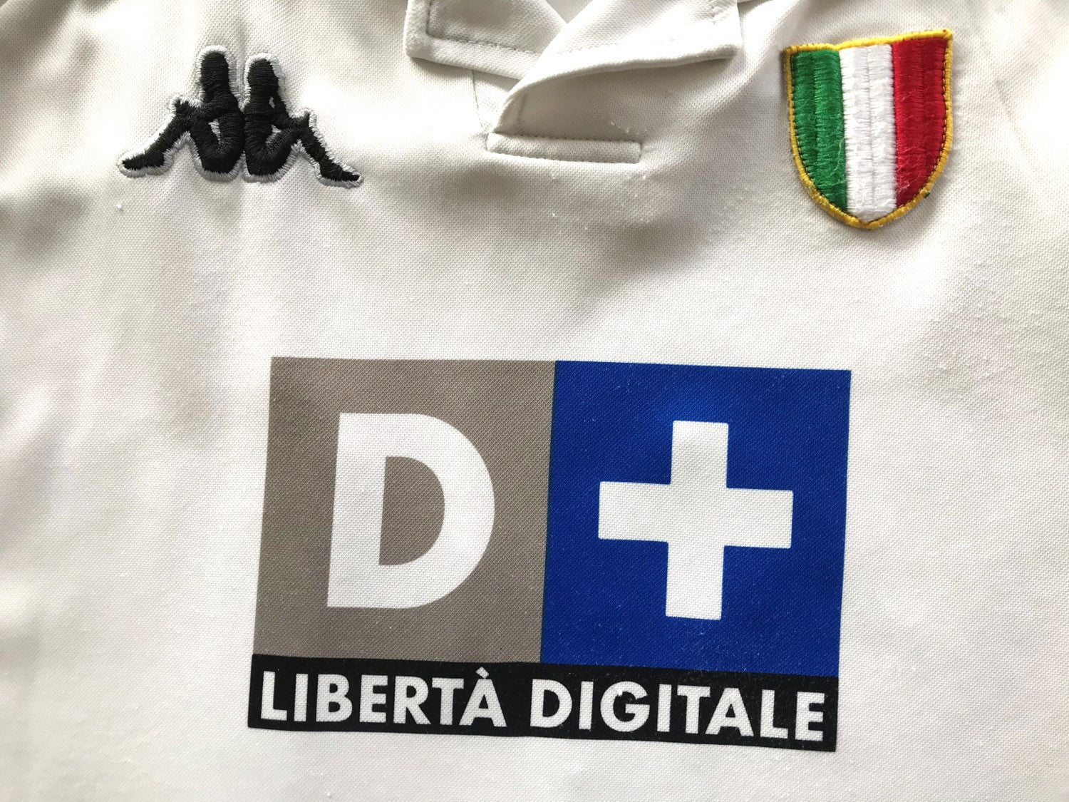 1998/99 Juventus Away Serie A Football Shirt Fonseca #11 (L) - Image 9