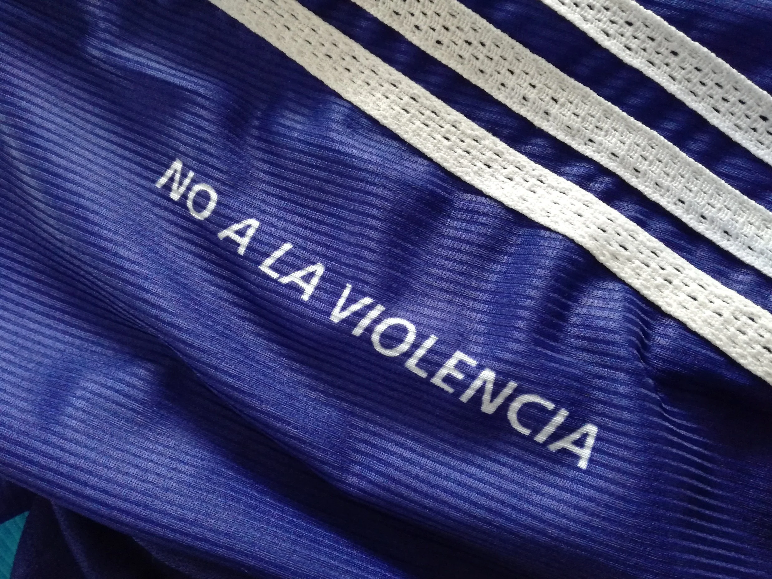 1998/99 Racing Club Away Football Shirt. #4 (M) - Image 10
