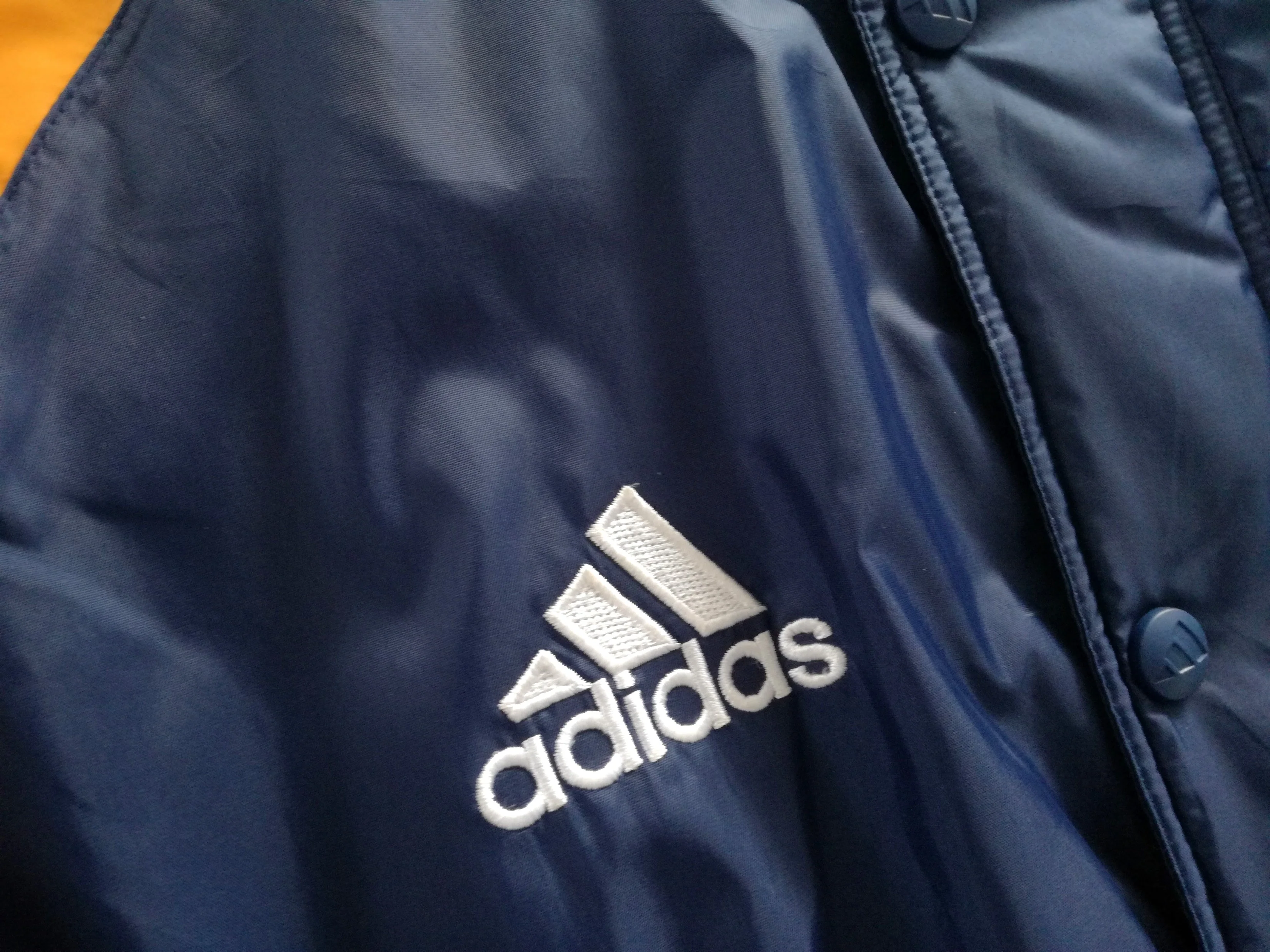 1998/99 Real Madrid Padded Bench Coat (M) - Image 2