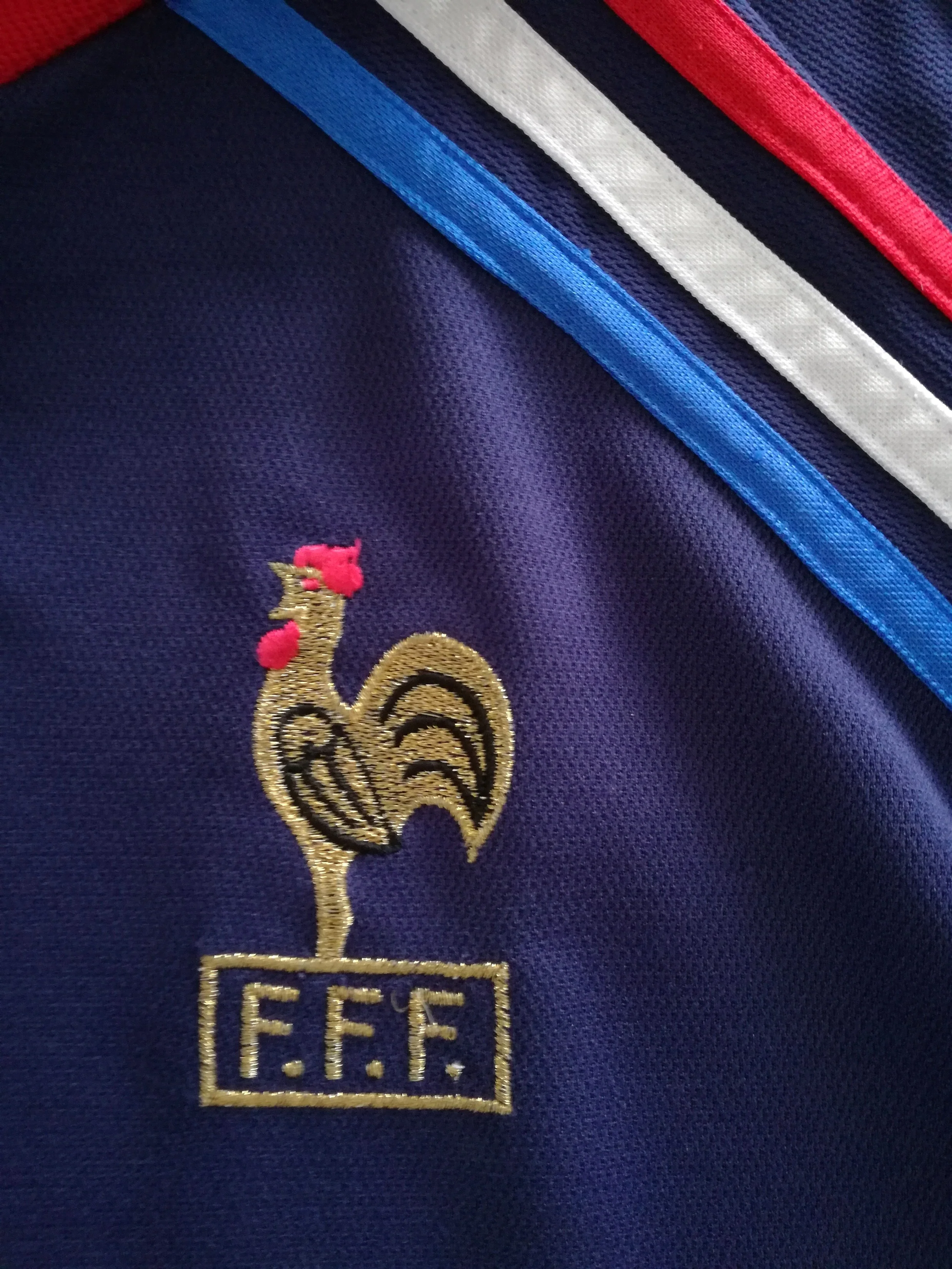 2000/01 France Training Shirt (XL) - Image 3