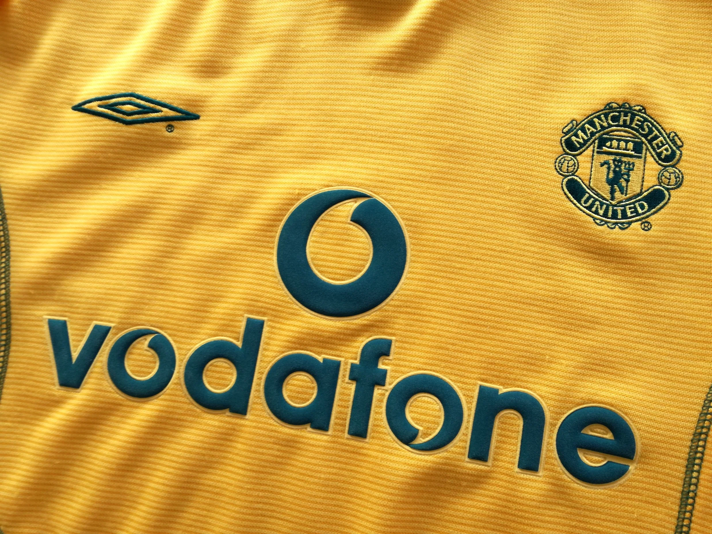 2000/01 Man Utd Goalkeeper Away Football Shirt (Y) - Image 3