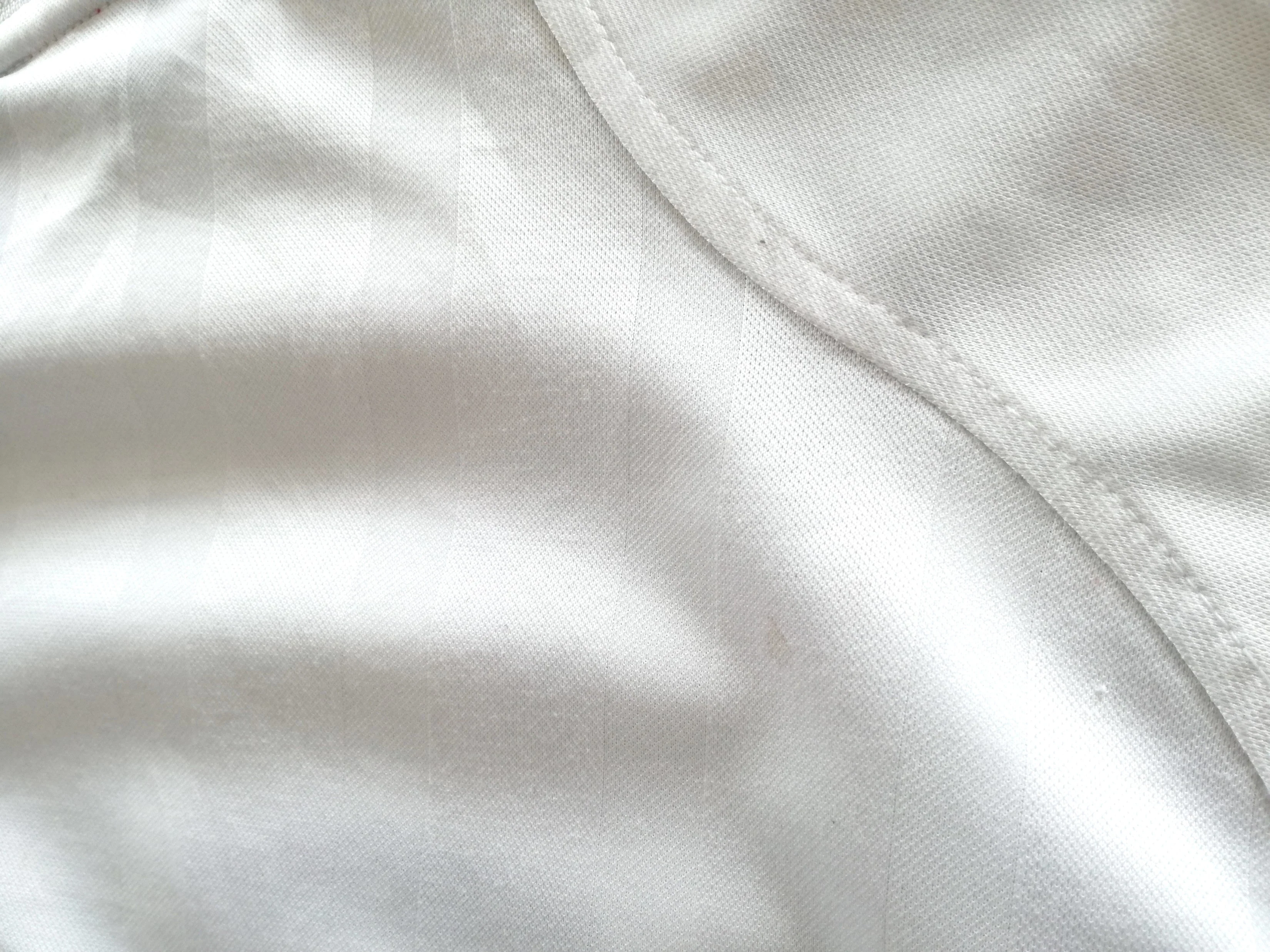 2001/02 England Home Football Shirt. #2 (W) (Size 14) - Image 10