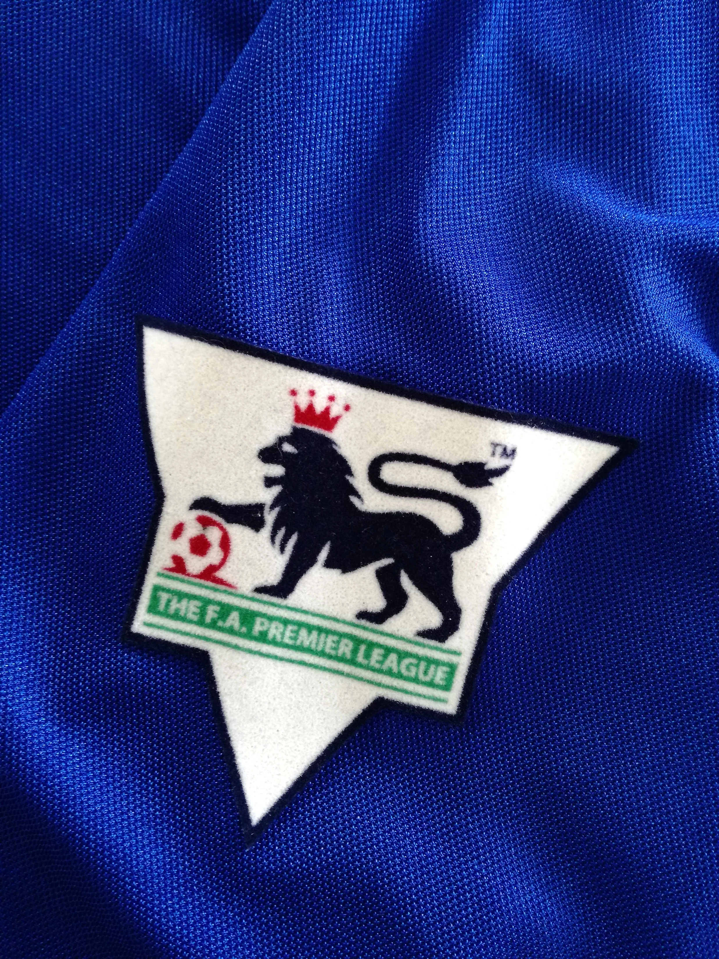 2001/02 Ipswich Town Home Premier League Football Shirt George #33 (XL) - Image 4