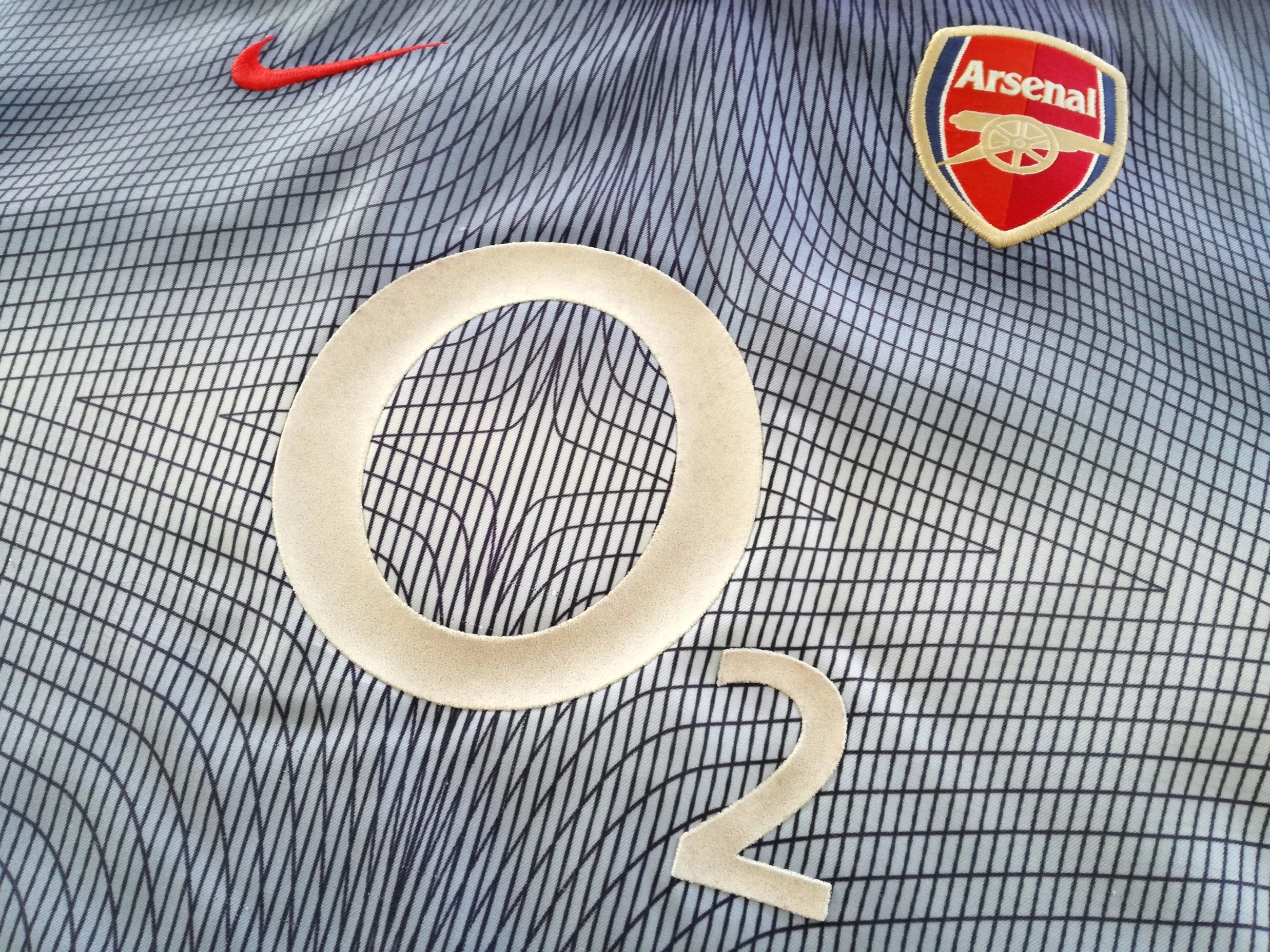 2002/03 Arsenal Away Football Shirt (Kids) - Image 3