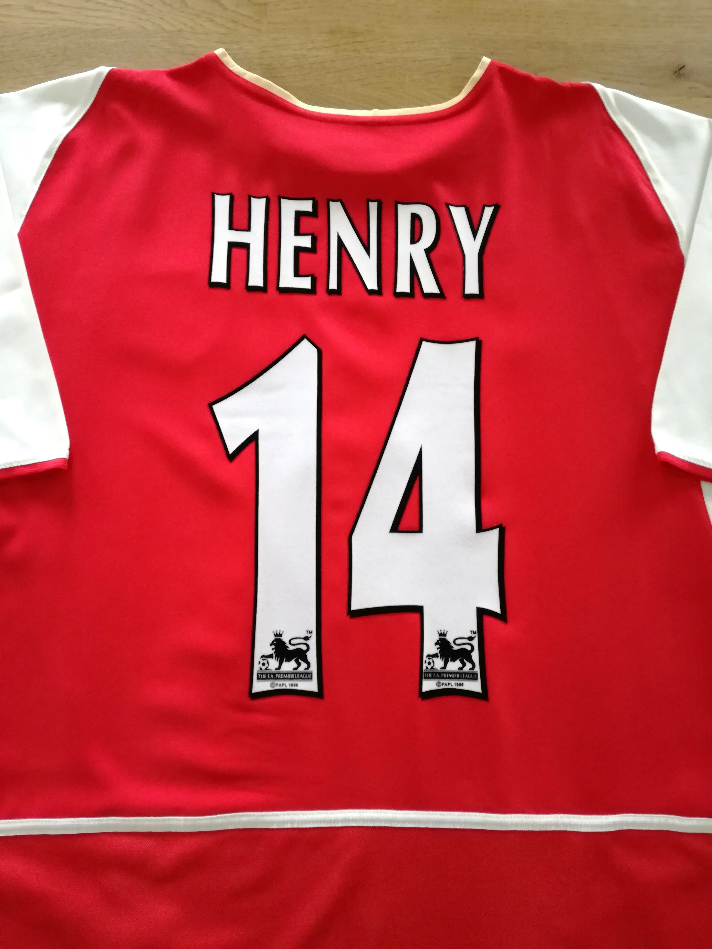 2002/03 Arsenal Home Premier League Football Shirt Henry #14 (L)