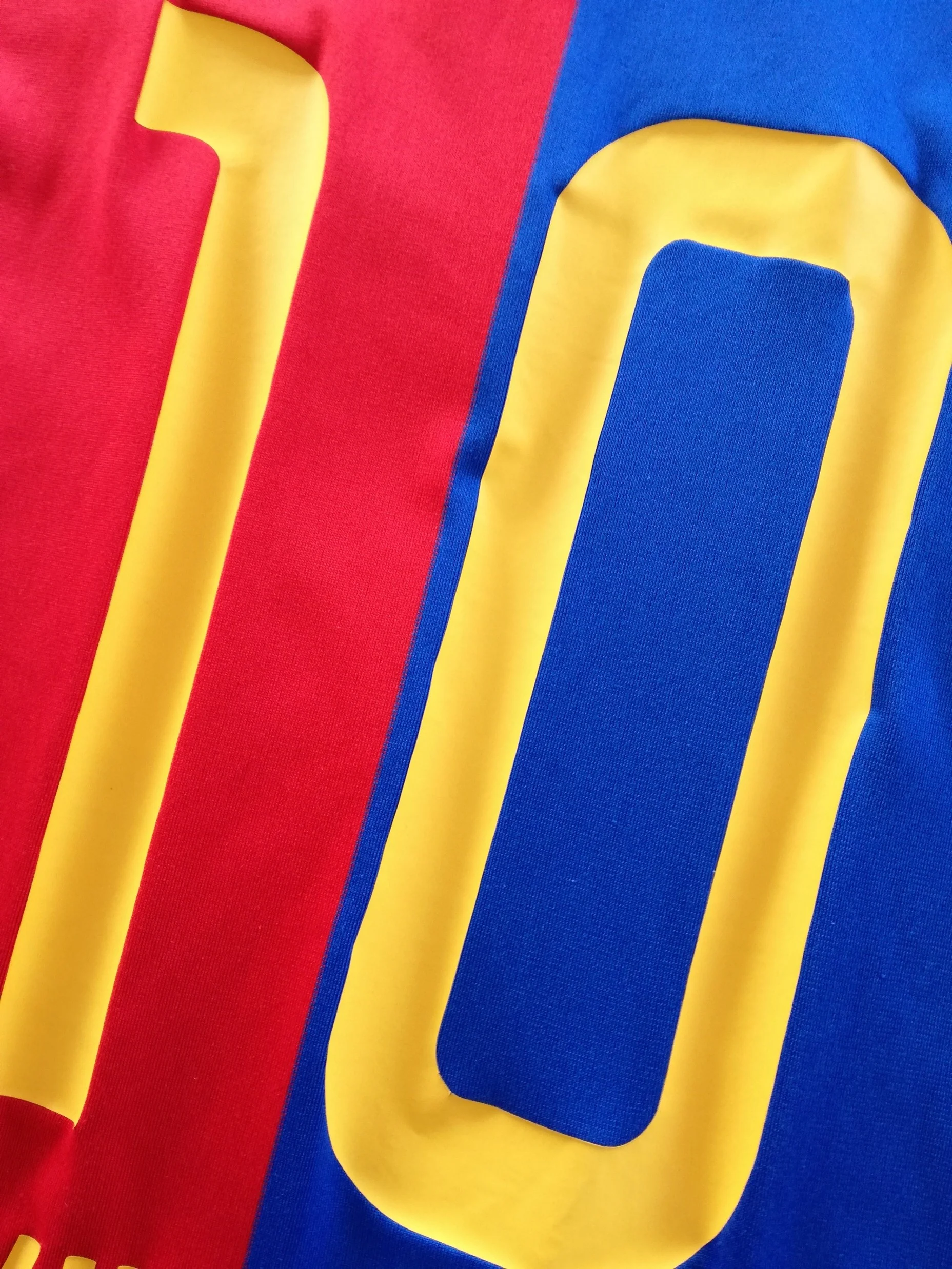 2002/03 FC Basel Home Football Shirt Kilian #10 (M) - Image 8