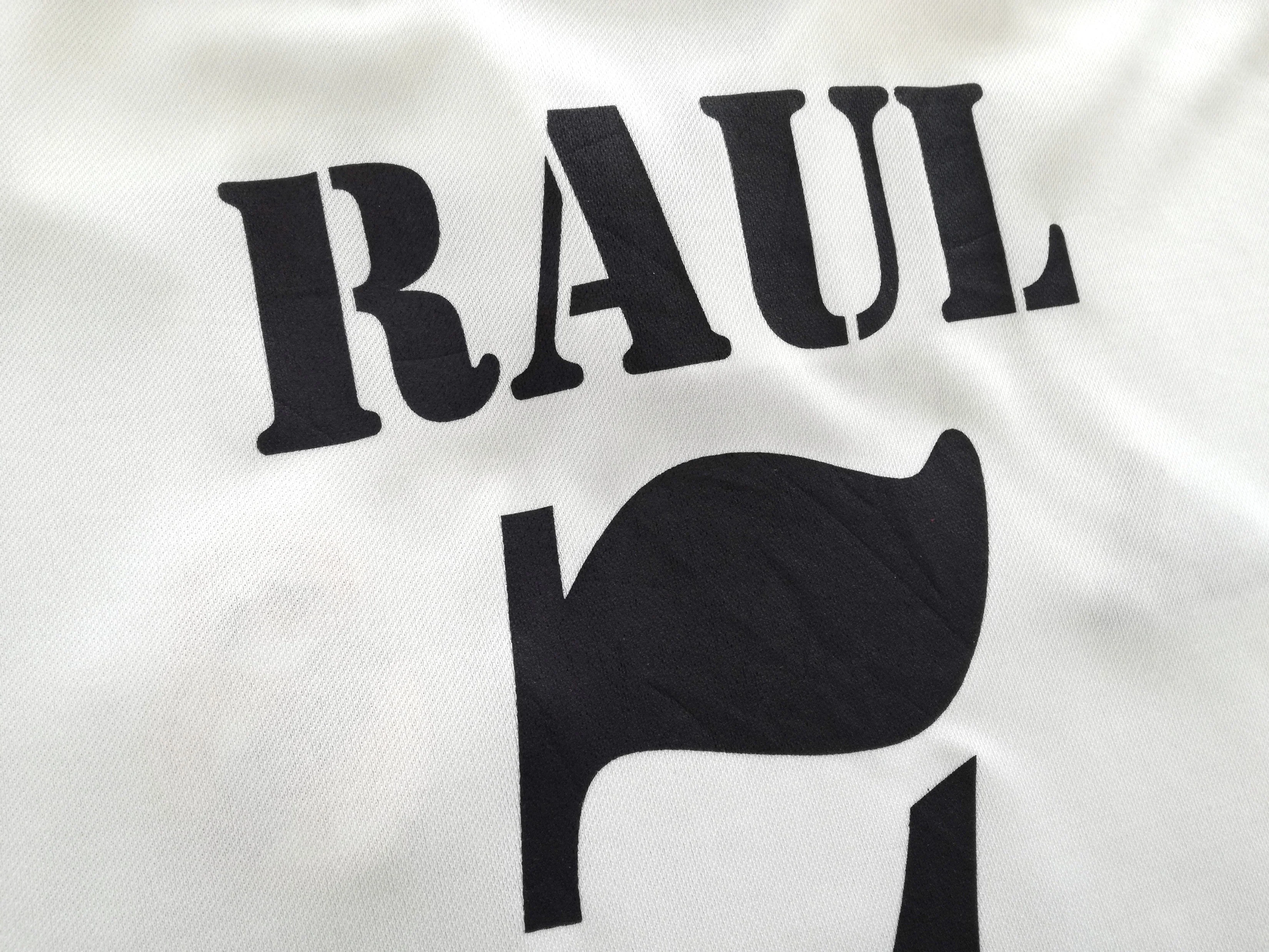 2002/03 Real Madrid Home La Liga Football Shirt Raul #7 (S) - Image 12