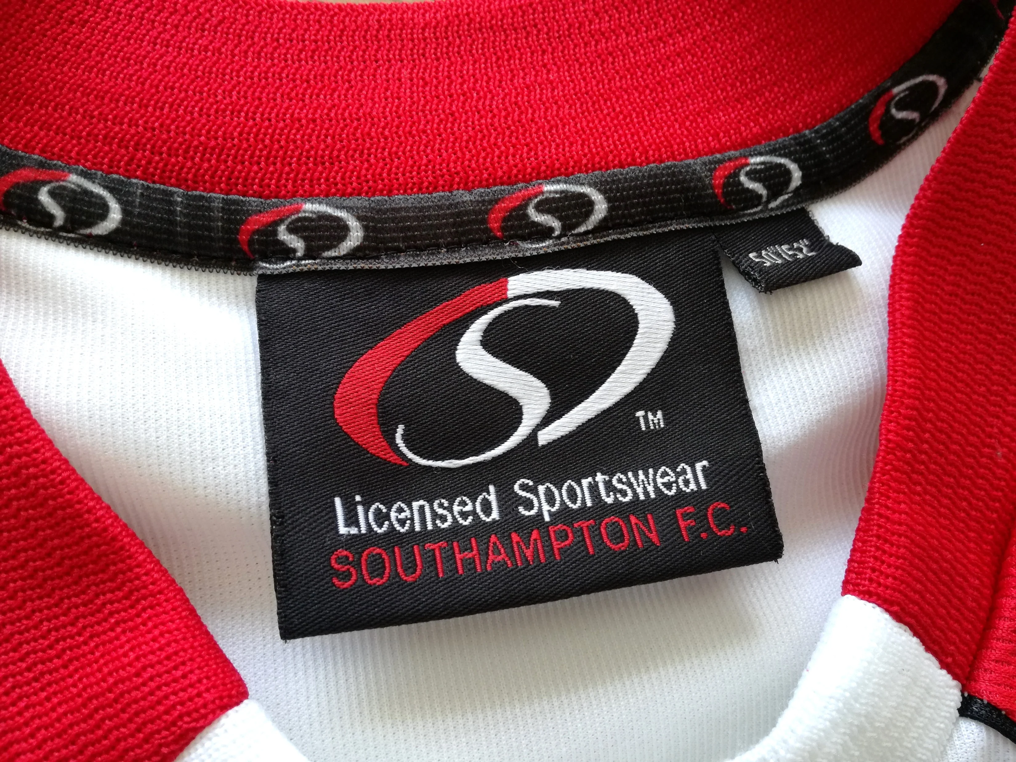 2002/03 Southampton Away Premier League Football Shirt #4 (XXL) - Image 5