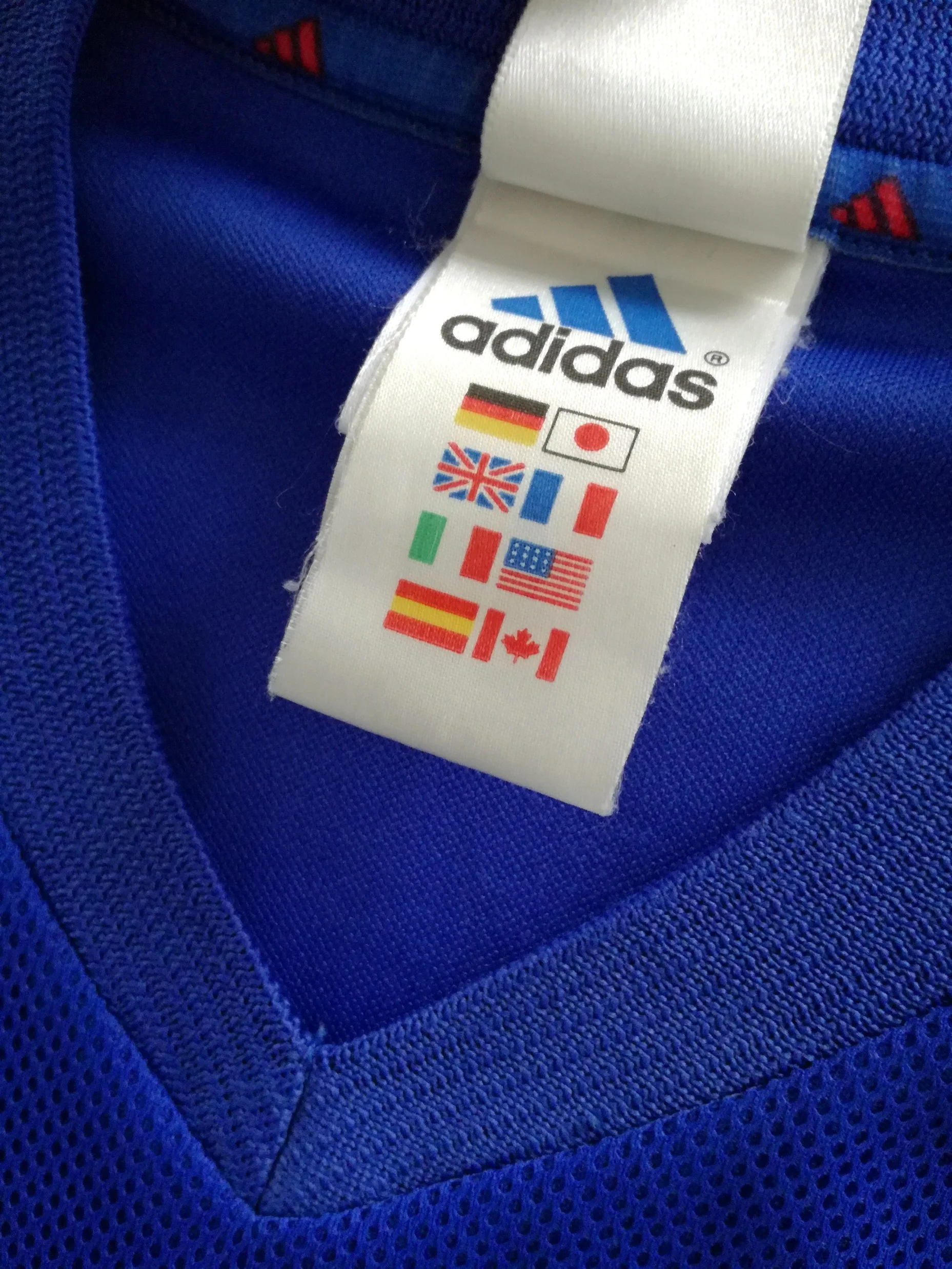 2002 France Home World Cup Shirt Henry #12 (XL) - Image 4