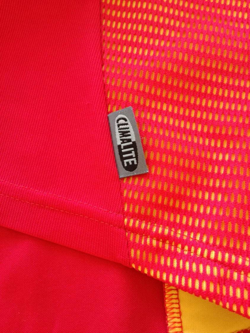 2002 Spain Home World Cup Football Shirt Nadal #20 (L) - Image 7