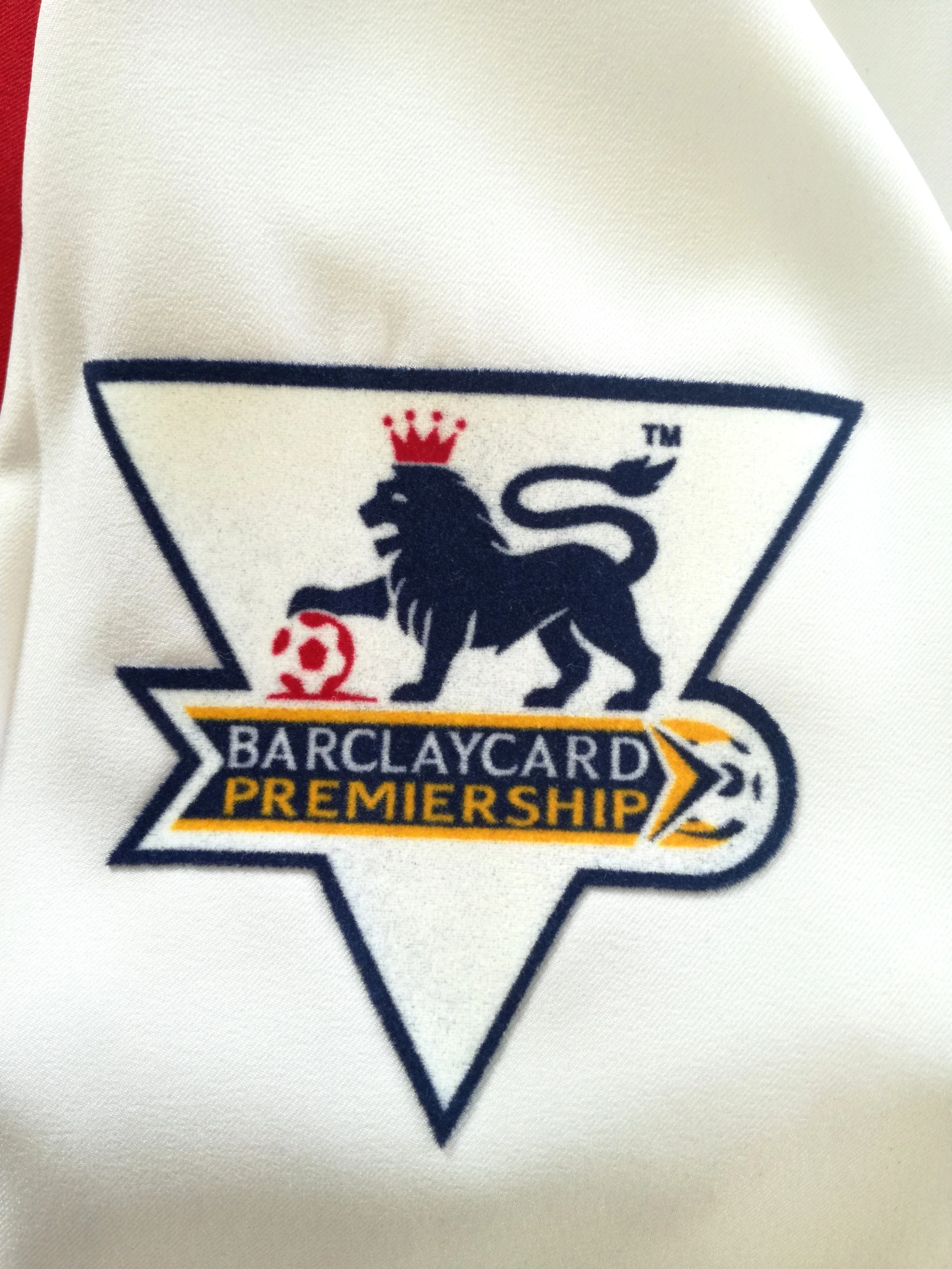 2003/04 Arsenal Home Premier League Football Shirt Pires #7 (XL) - Image 4
