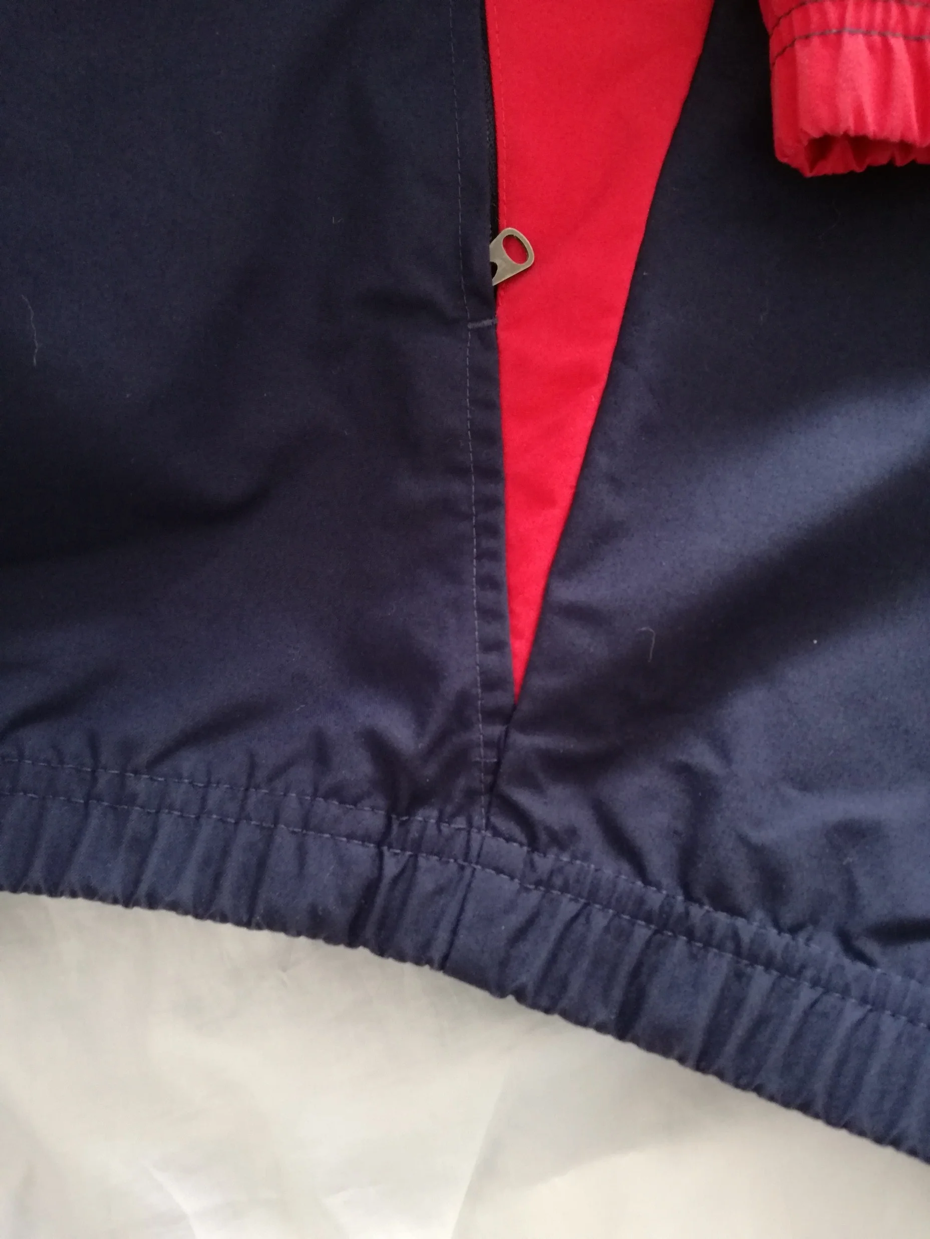 2003/04 Arsenal Rain Jacket (L) - Image 2