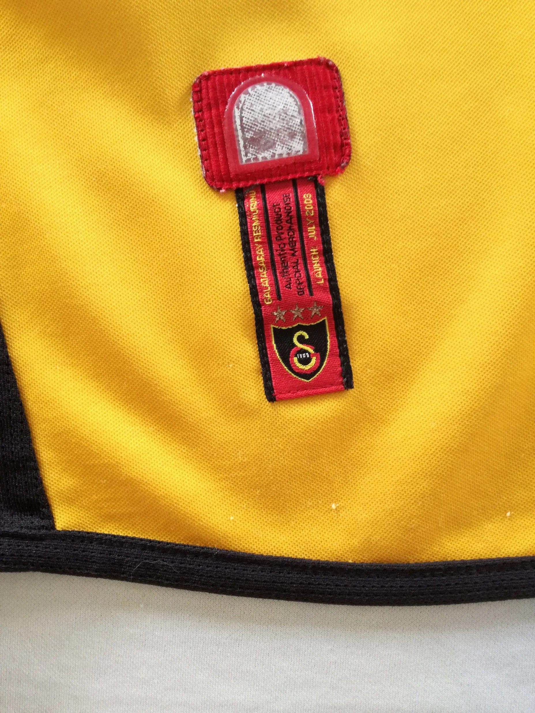 2003/04 Galatasaray Home Football Shirt (L) - Image 6
