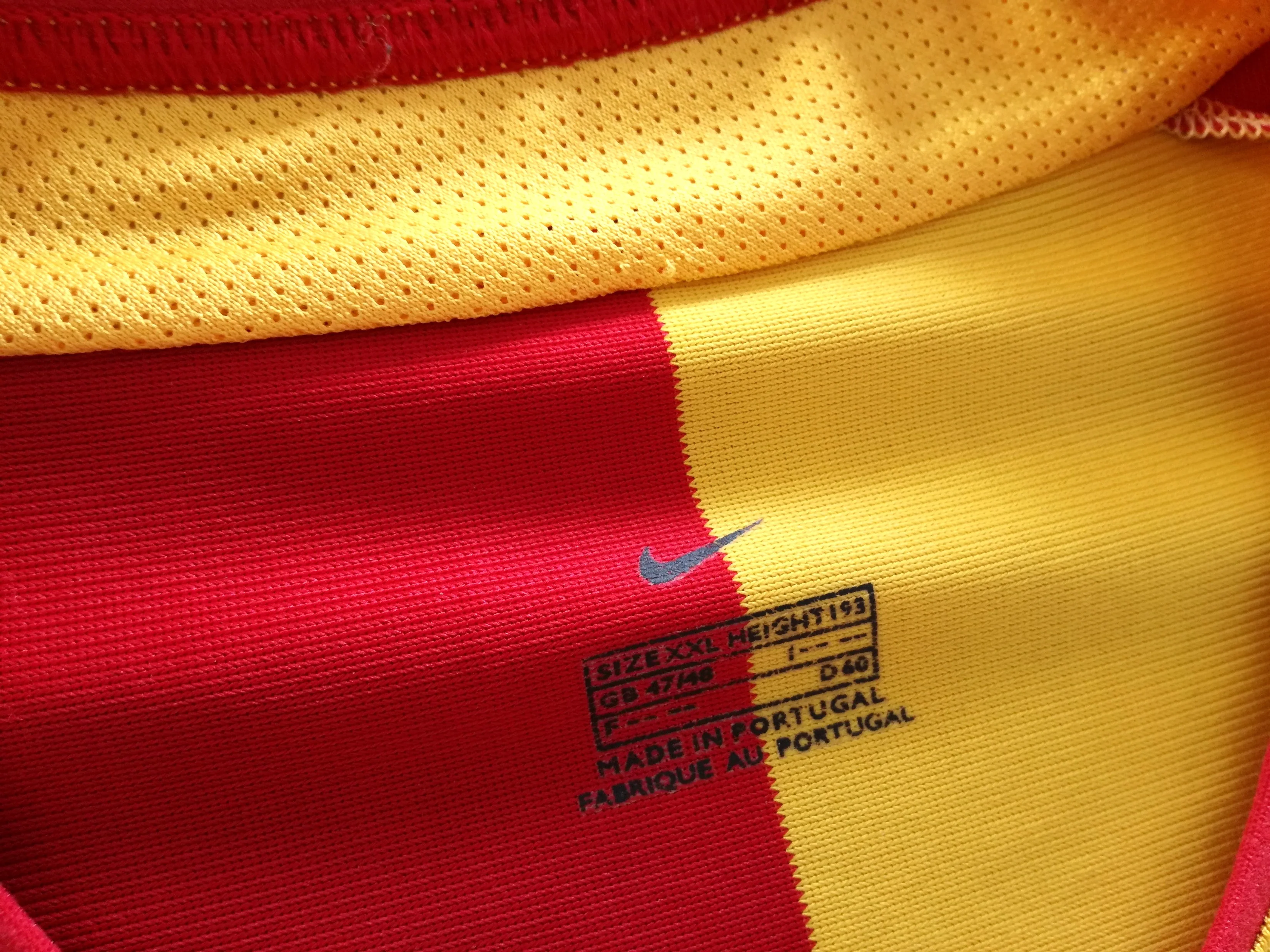 2003/04 RC Lens Home Football Shirt (XXL) - Image 2