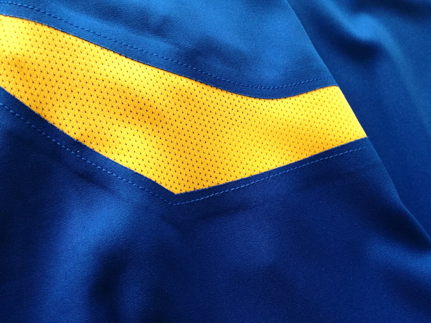 2004/05 Arsenal Away Premier League Player Issue Football Shirt. Bergkamp #10 (3XL) - Image 7