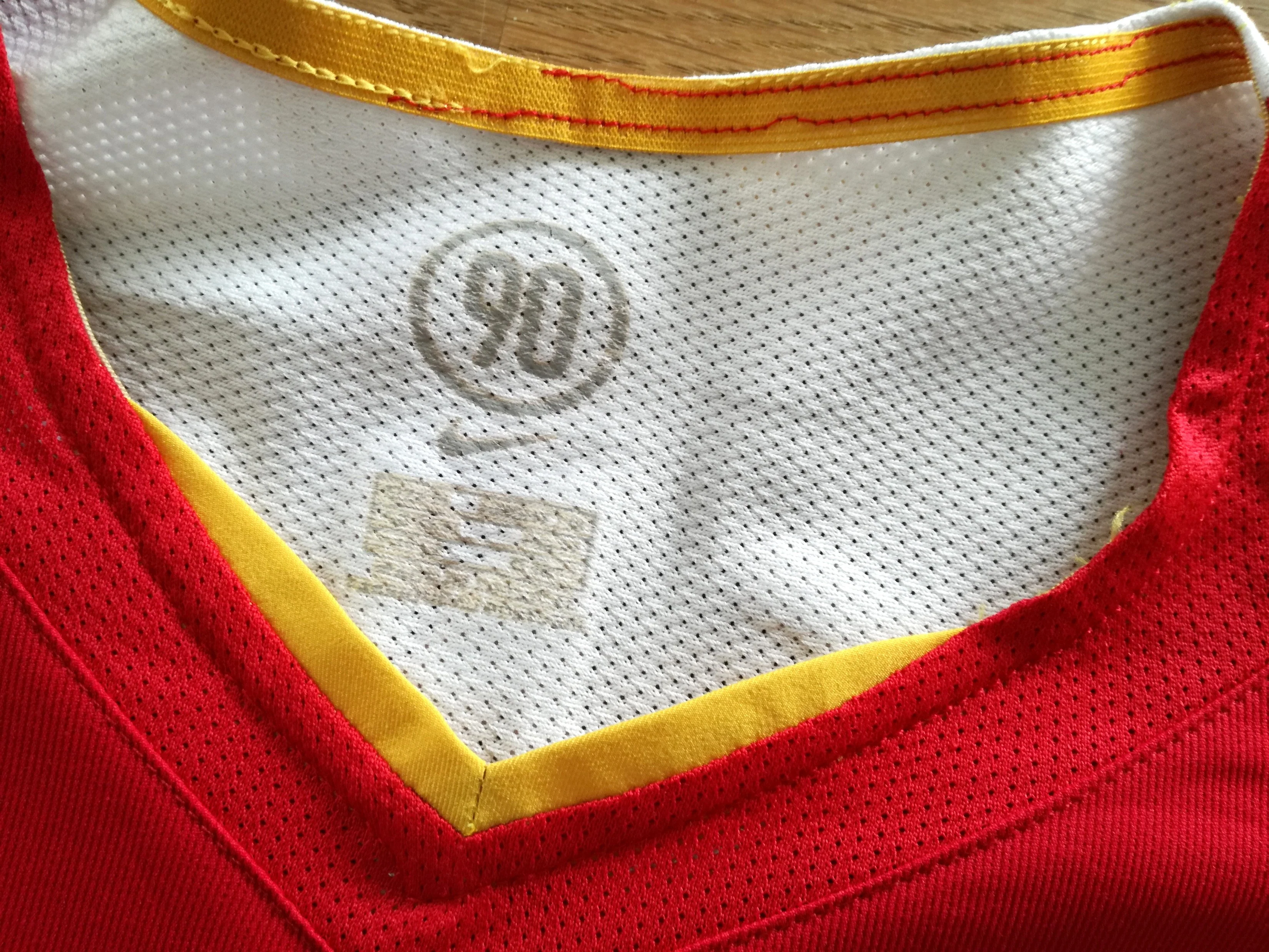 2004/05 Arsenal Home Premier League Football Shirt. Henry #14 (M) - Image 3