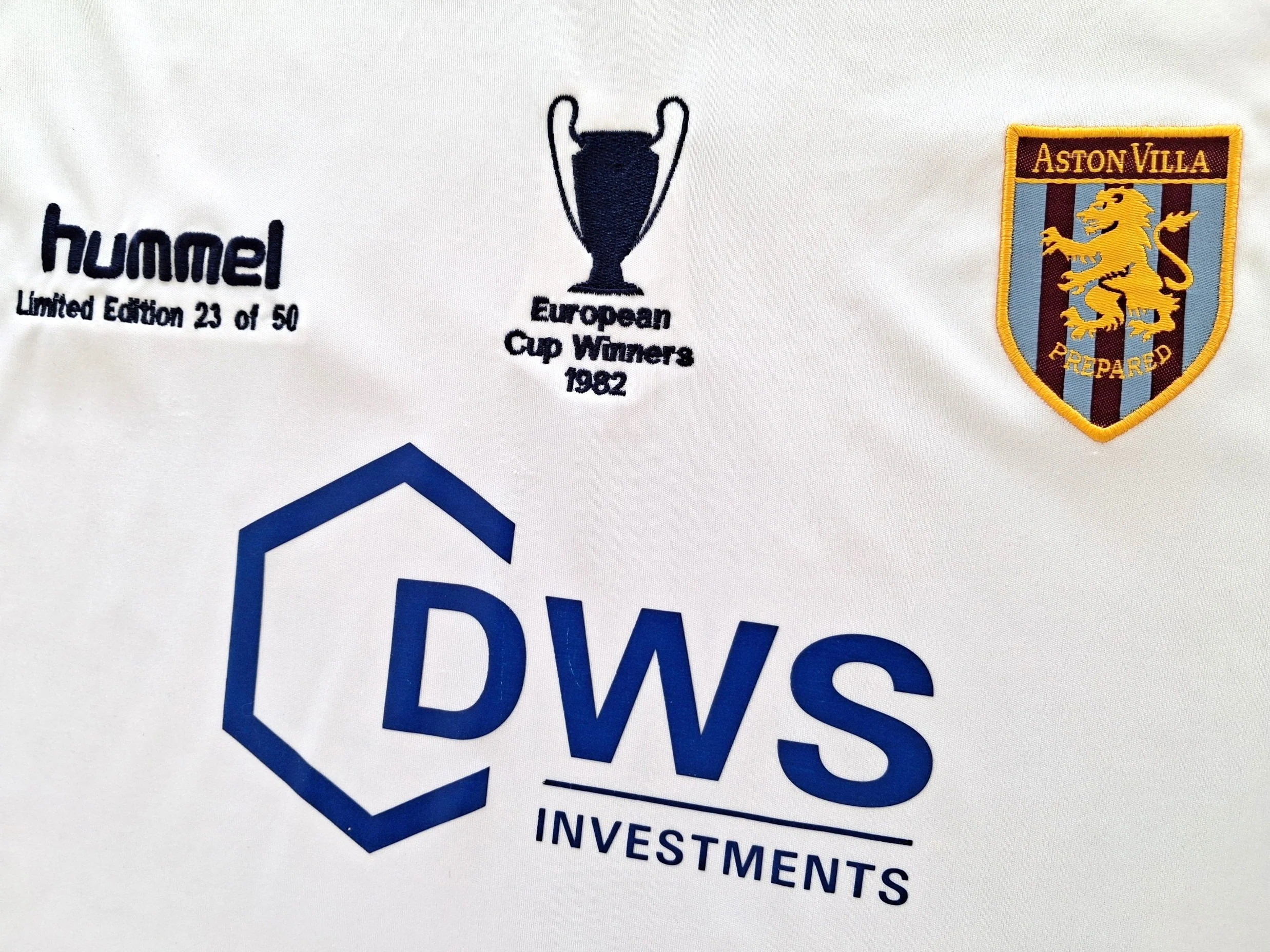 2004/05 Aston Villa Away 'Limited Edition' Football Shirt (3XL) - Image 3
