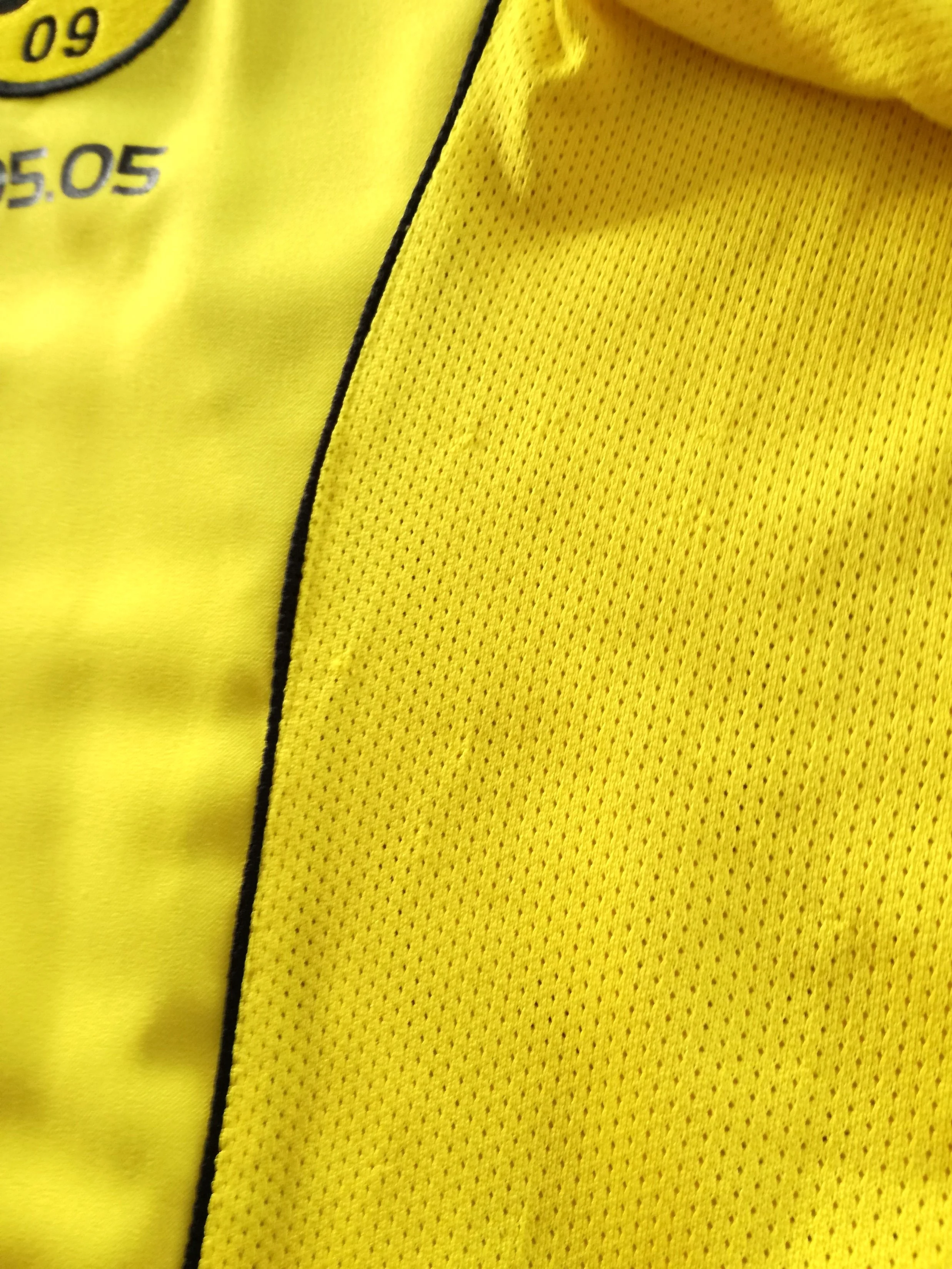 2004/05 Borussia Dortmund Home Football Shirt Derbysieger #05 (XL) - Image 8