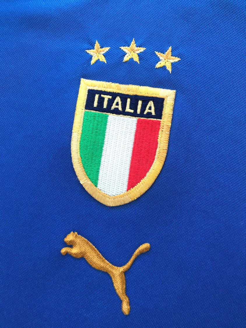 2004/05 Italy Home Football Shirt (S) - Image 2