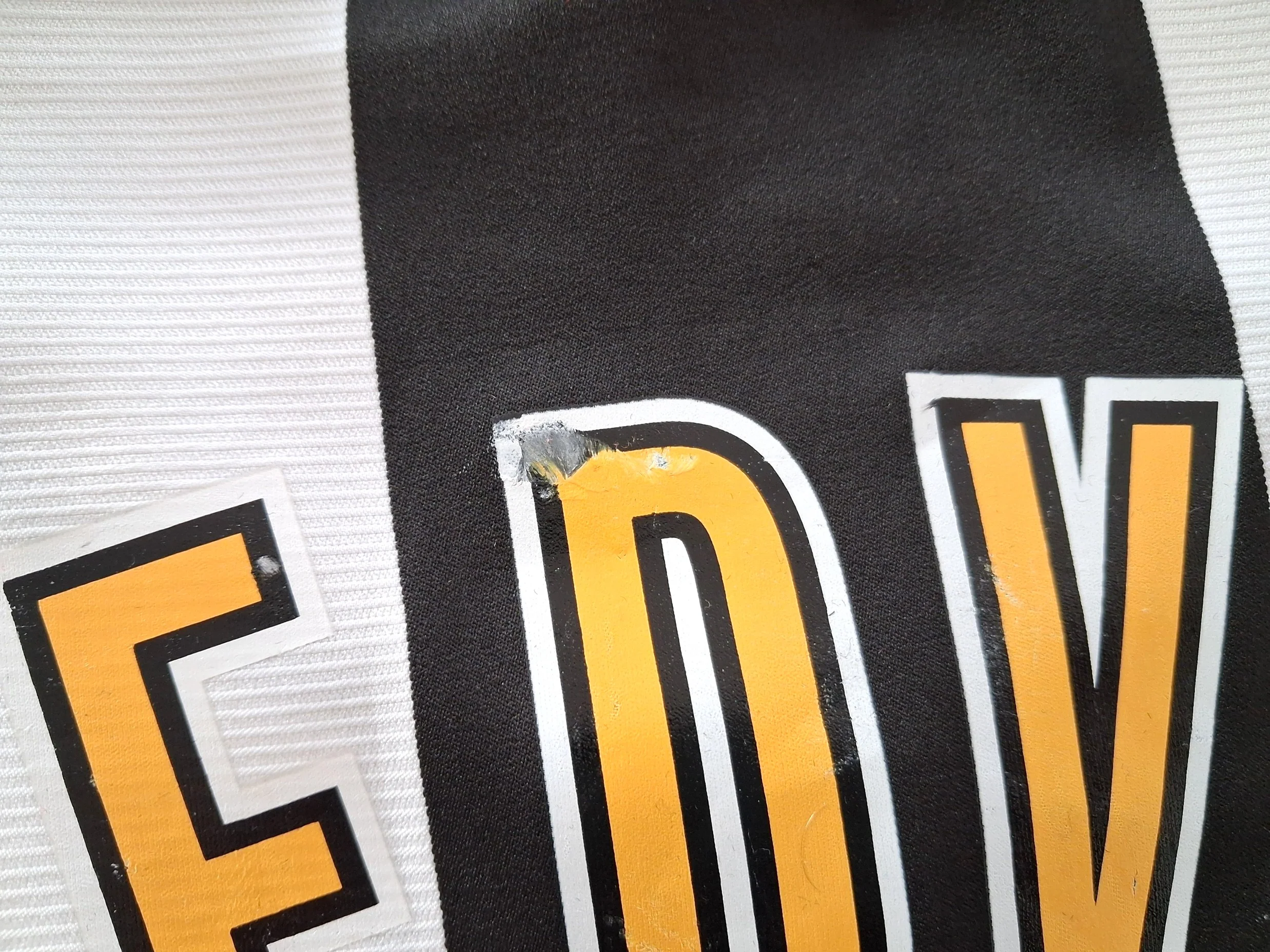 2004/05 Juventus Home European Football Shirt. Nedved #11 (L) - Image 9