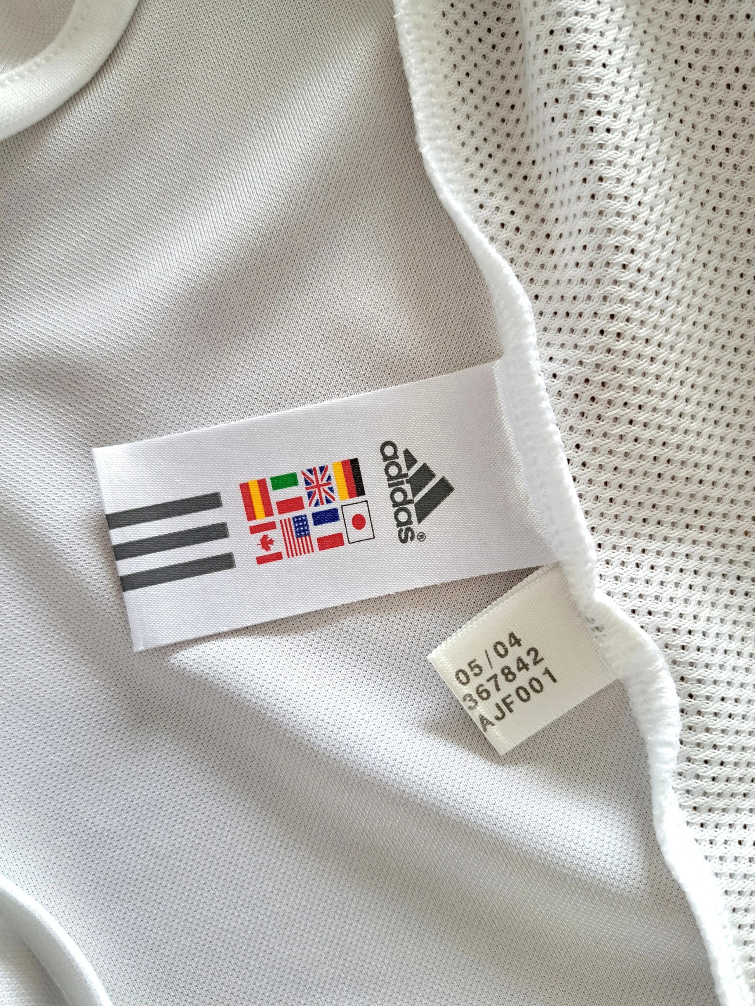 2004/05 Real Madrid Home La Liga Football Shirt Figo #10 (S) - Image 9