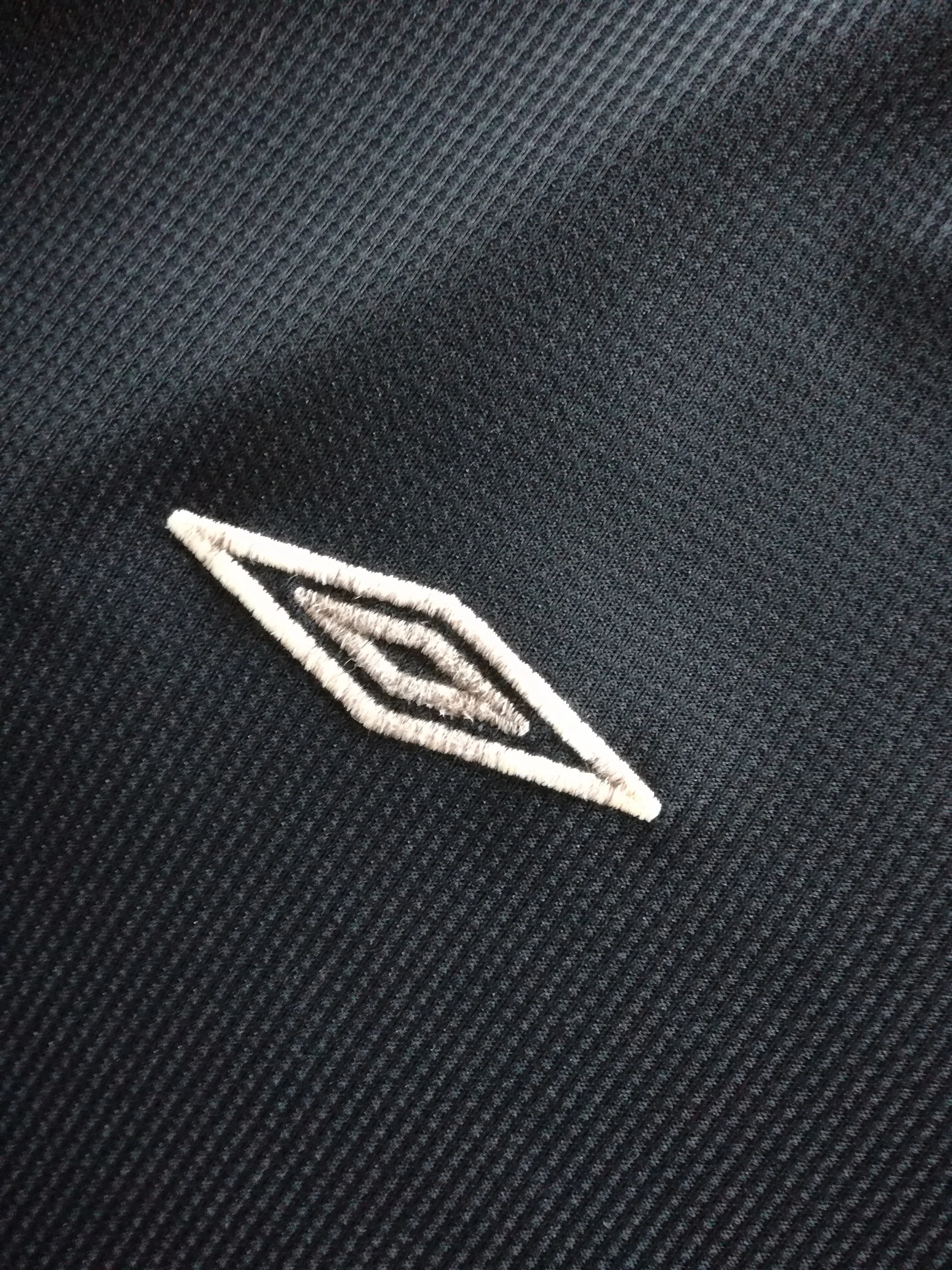 2004 England Football Training Shirt (L) - Image 3