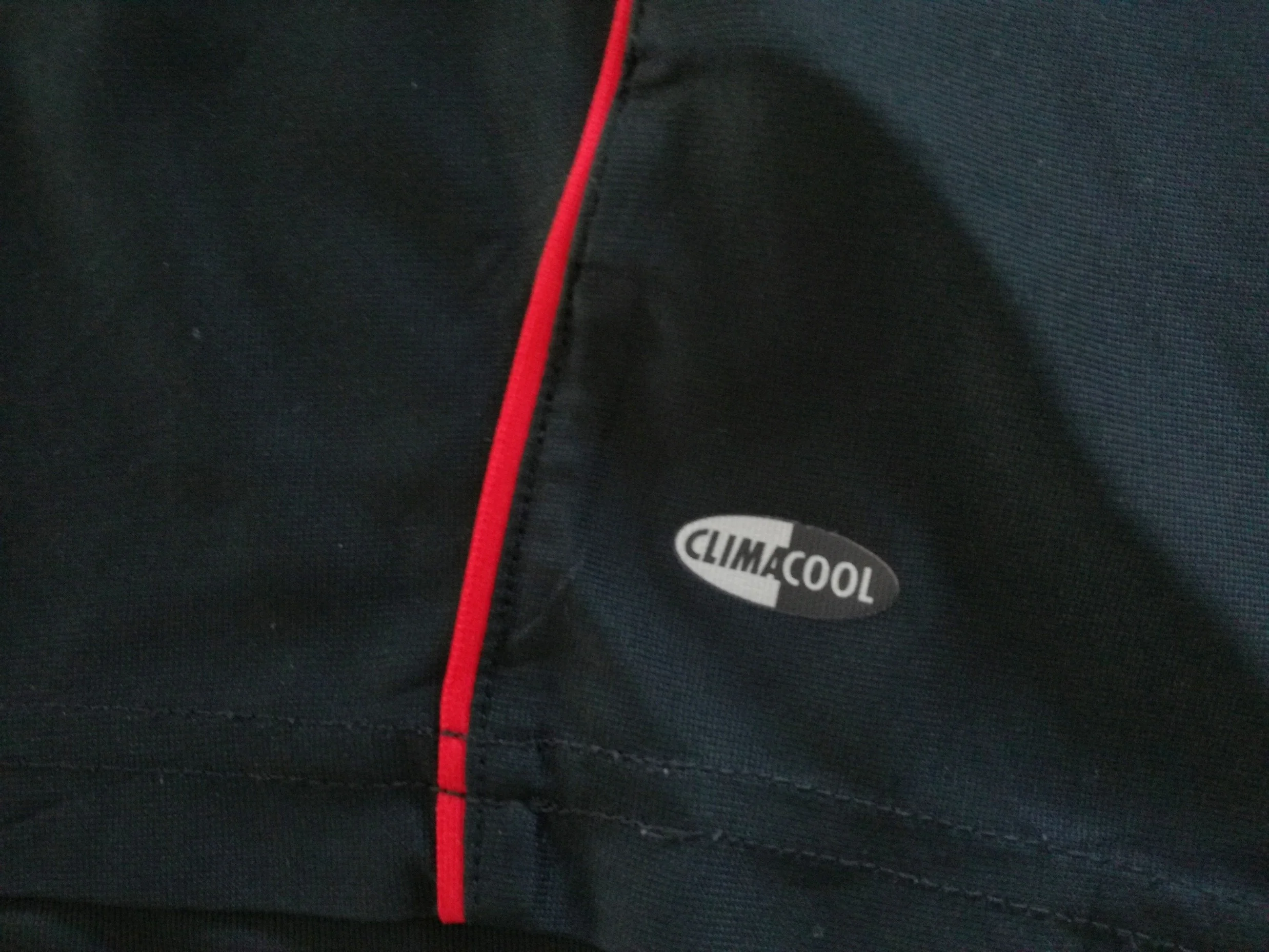 2005/06 AC Milan 3rd Football Shirt (M) - Image 8