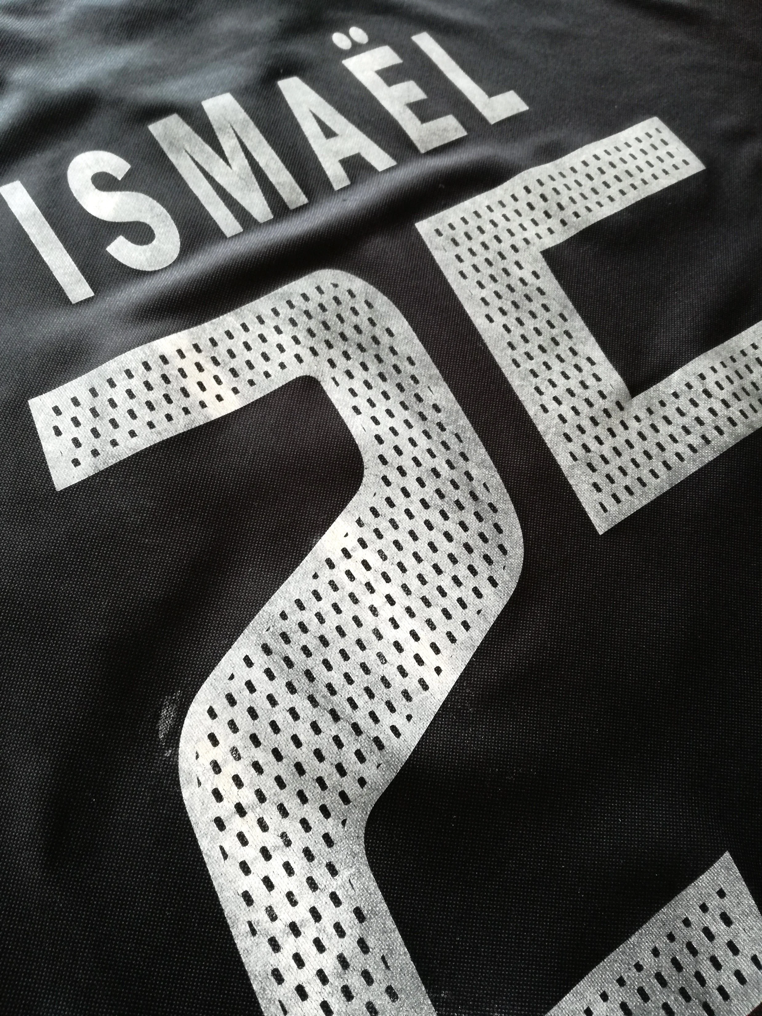 2004/05 Bayern Munich Champions League Football Shirt Ismael #25 (XL) - Image 6