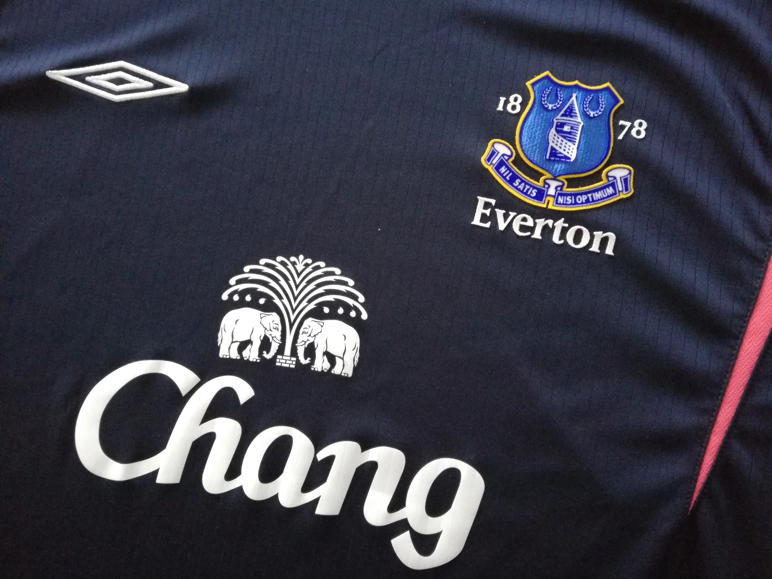 2005/06 Everton Goalkeeper Football Shirt (XXL) - Image 6