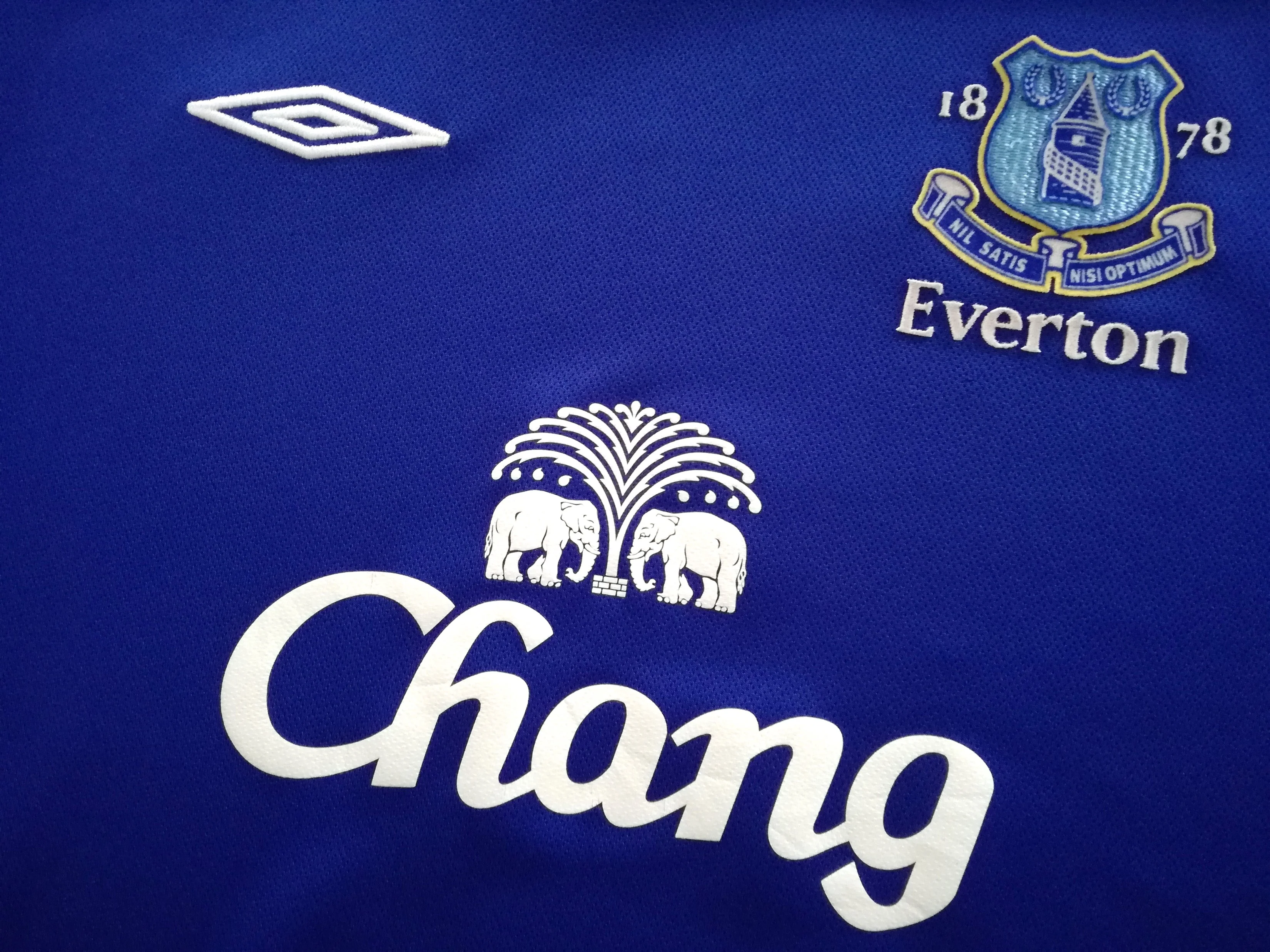 2005/06 Everton Home Football Shirt (XL) - Image 2