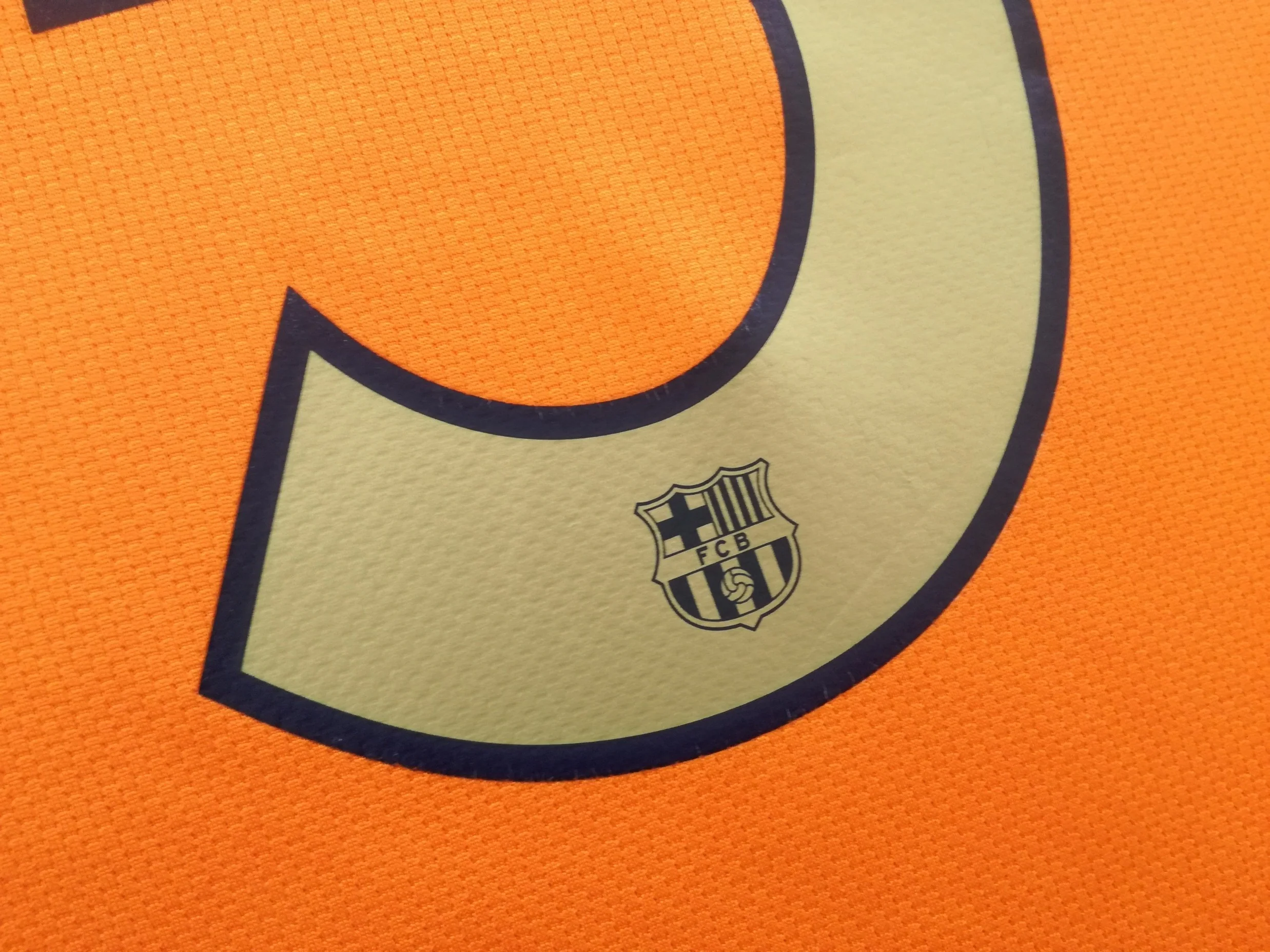2006/07 Barcelona Away La Liga Football Shirt Puyol #5 (L) - Image 8